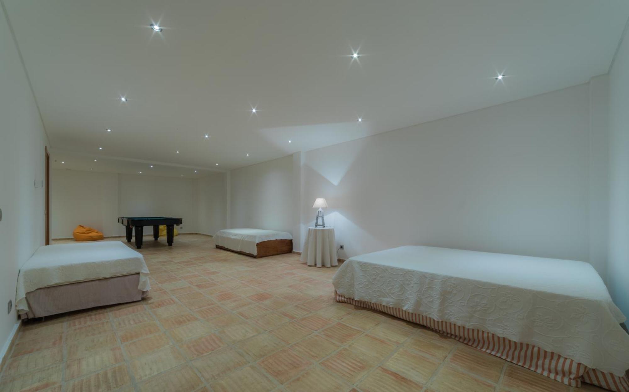 Villa Em By Garvetur