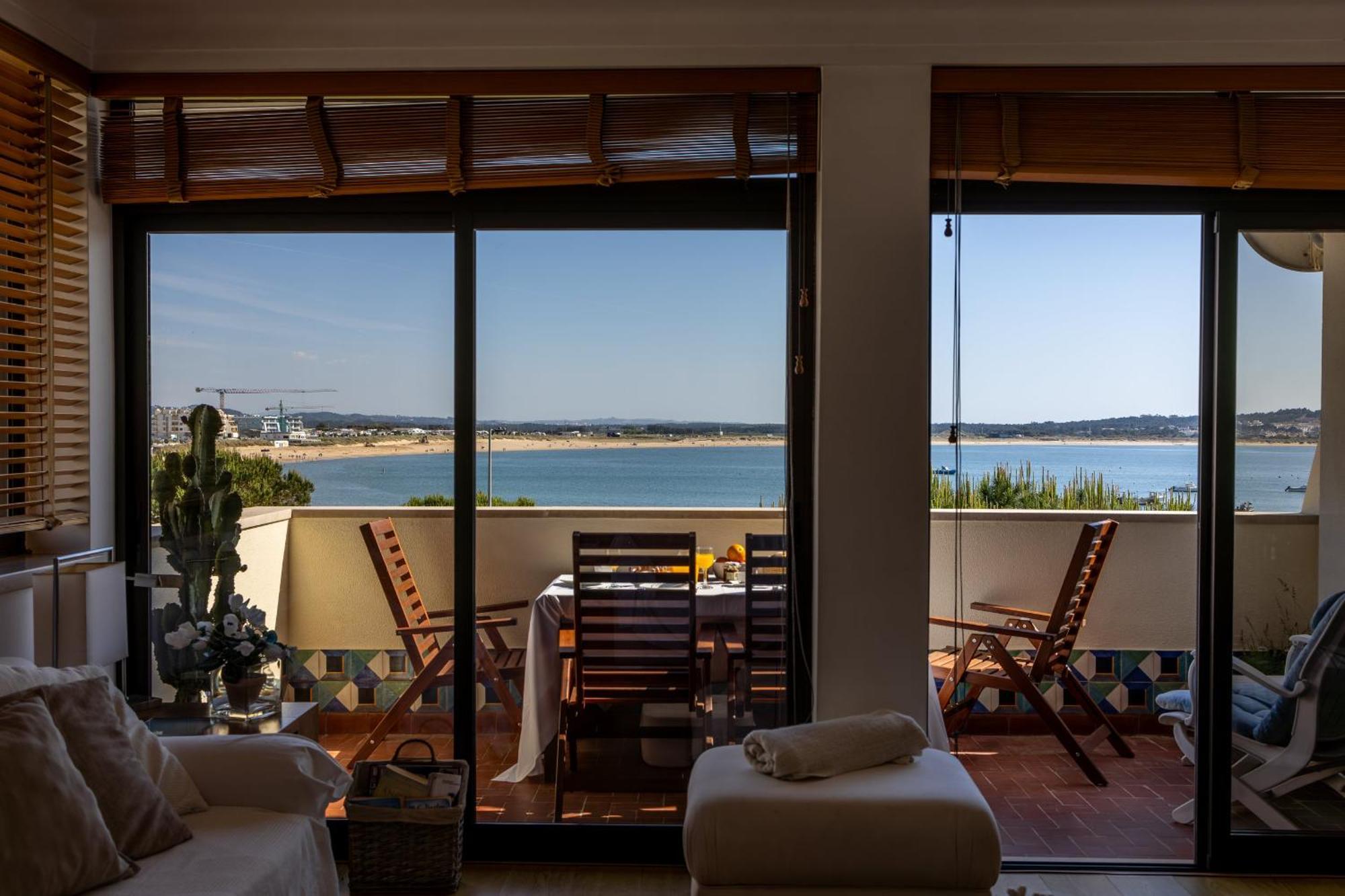 Cais Apartment