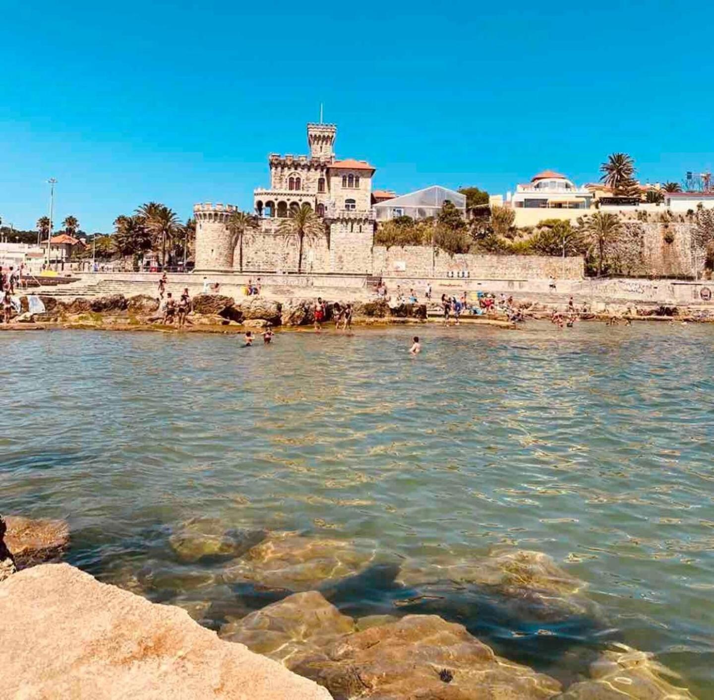 Sea View W Balcony 2 Mins Walk To & Casino Apartment Estoril