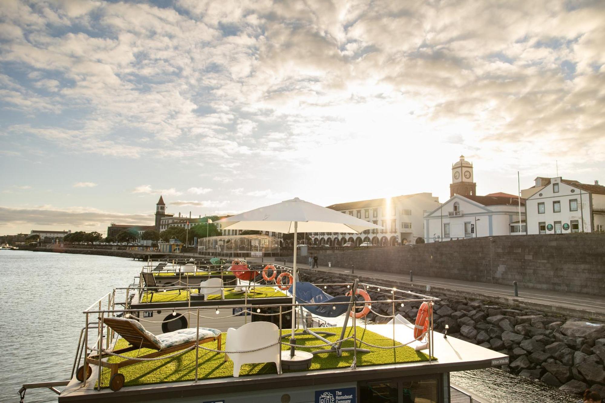 The Homeboat Company Ponta Delgada-acores Ponta Delgada (Sao Miguel)