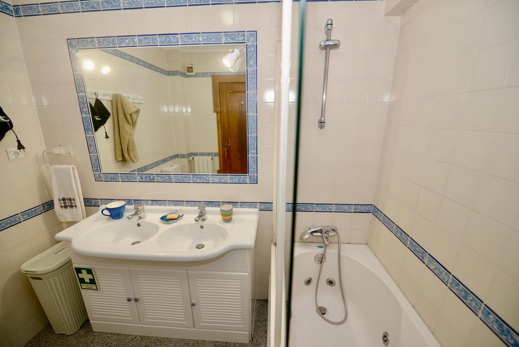 Apartment Paddle - Sea View With 3 Pools, Tennis & Squash Court