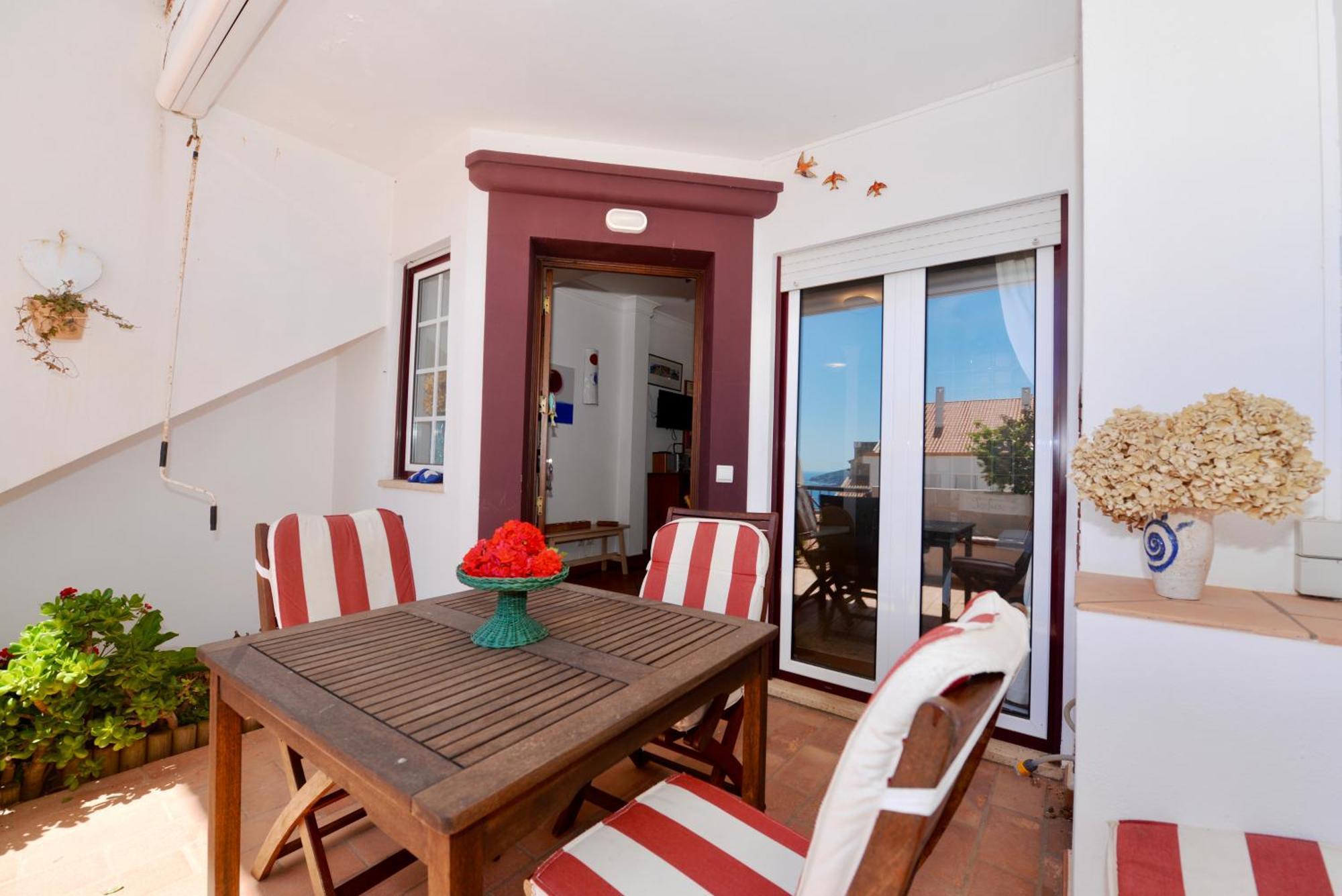Paddle - Sea View With 3 Pools, Tennis & Squash Court *