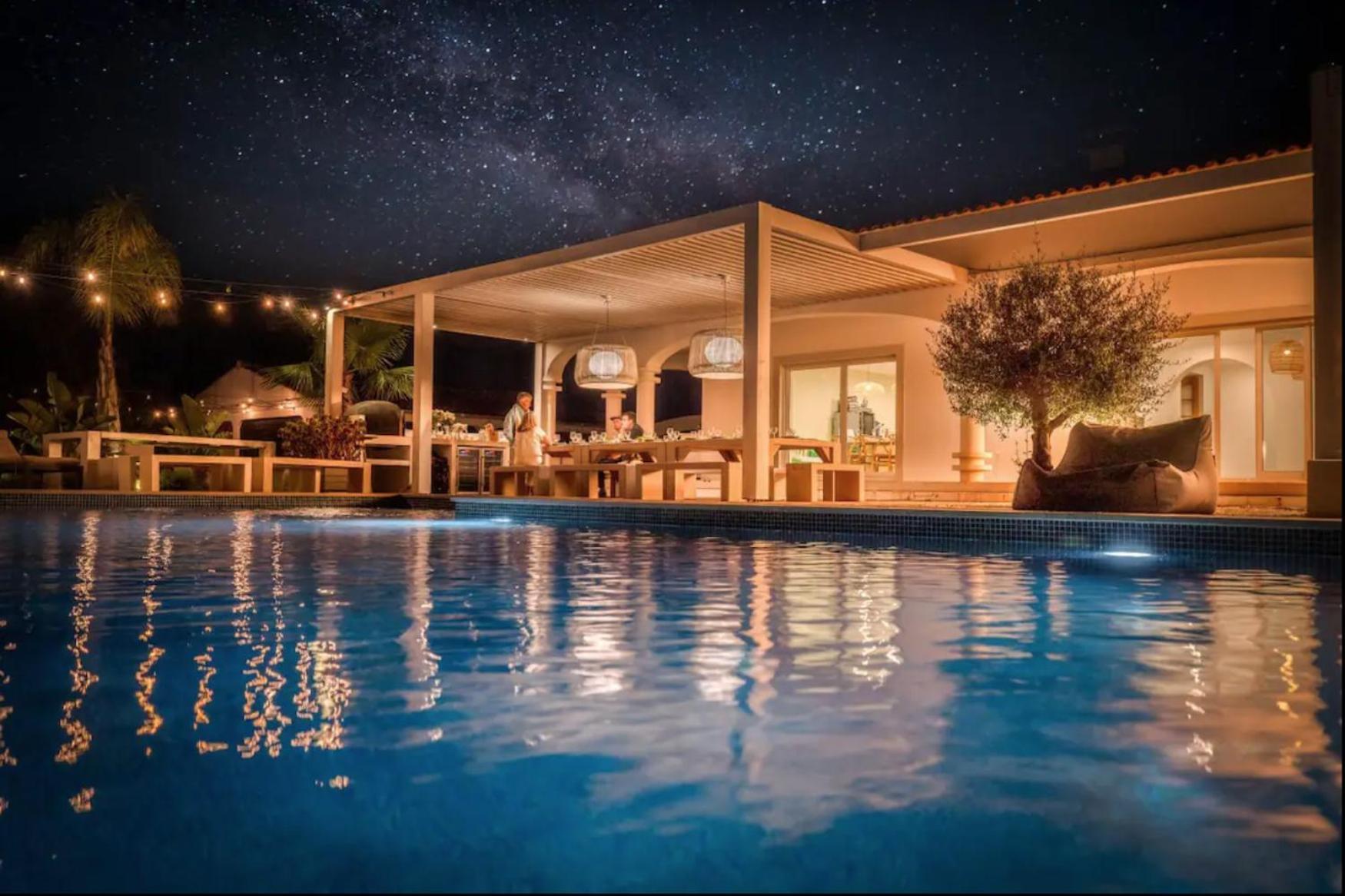 Tiny Whale Lodge, A Unique Space For Groups Villa Bensafrim