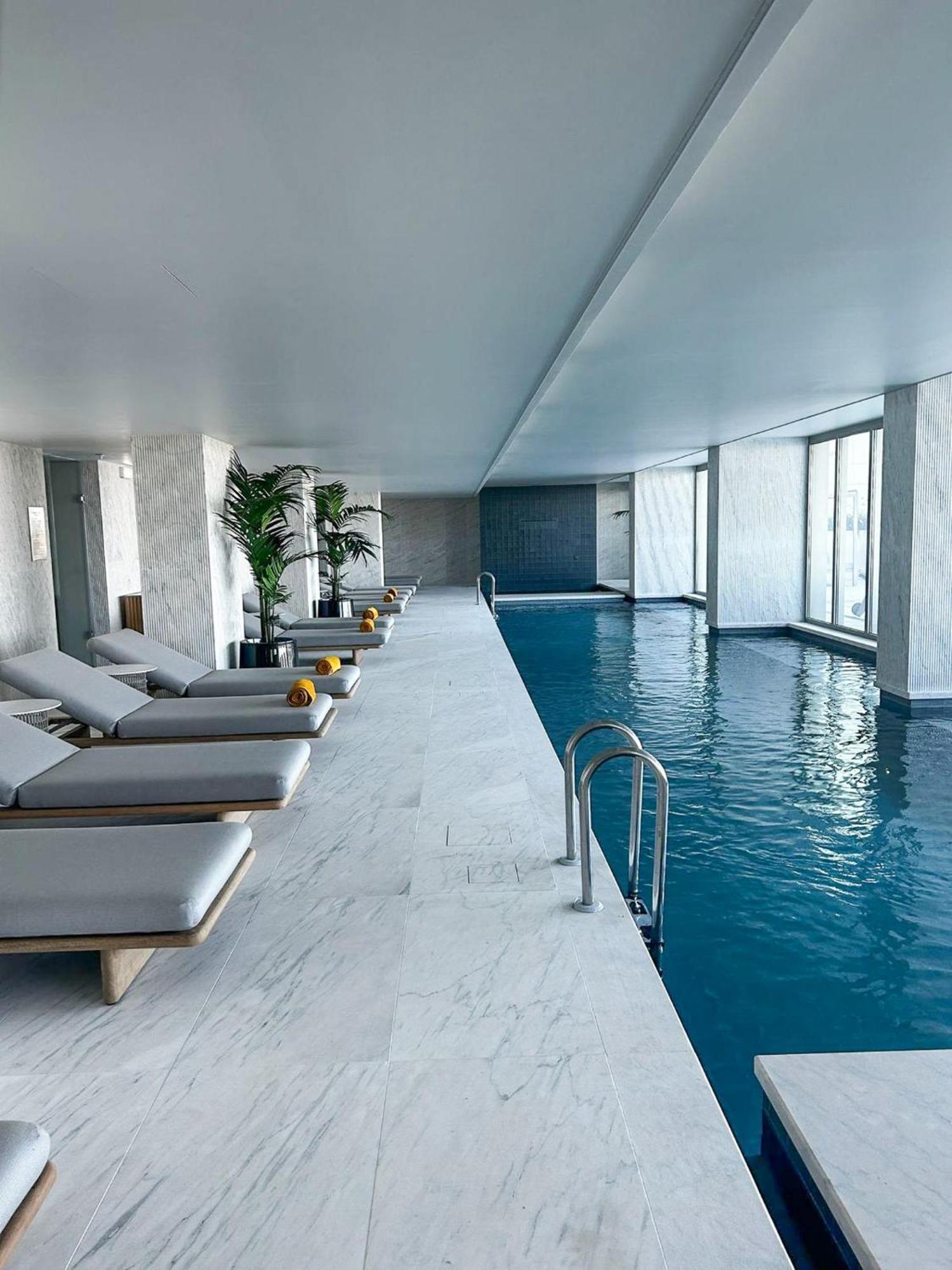 Apartment Cond Bayline Cavala - - Pool - Gym - - By Bedzy