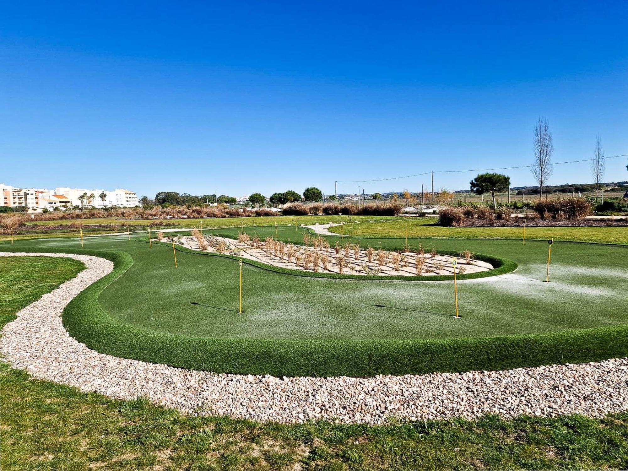Cond Bayline Cavala - - Pool - Gym - - By Bedzy Armacao de Pera