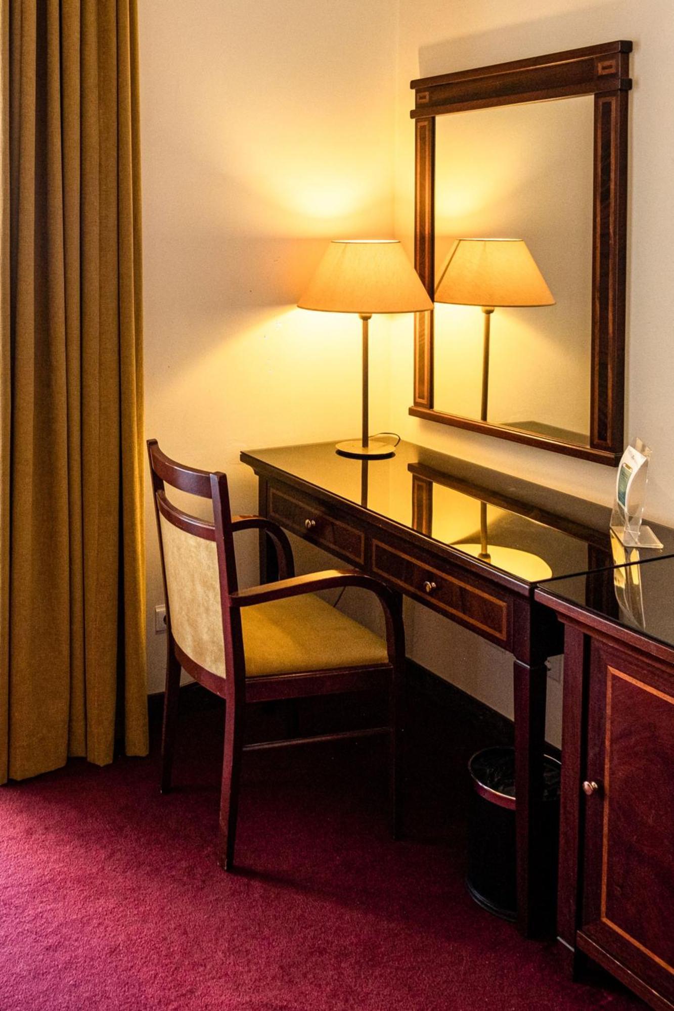 Gale Hotel 4*