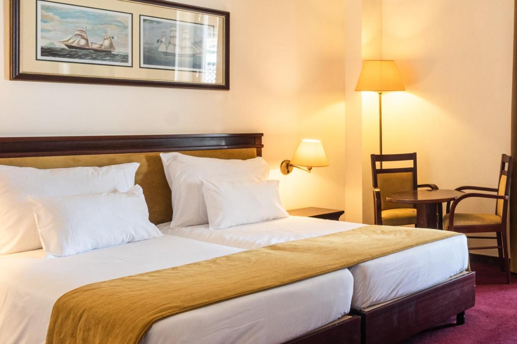 Gale Hotel
