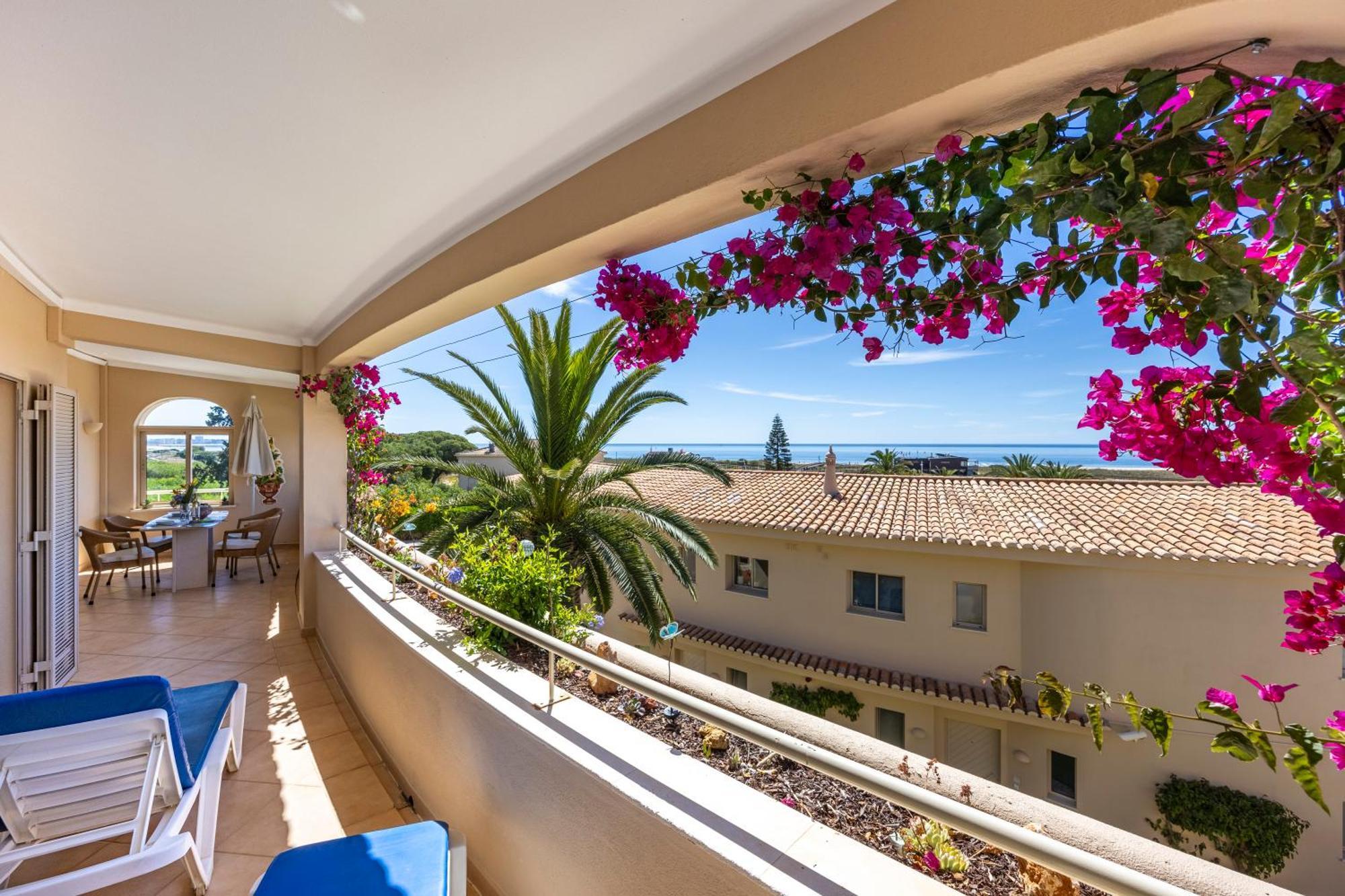 Vila Palmeira Beach Resort *