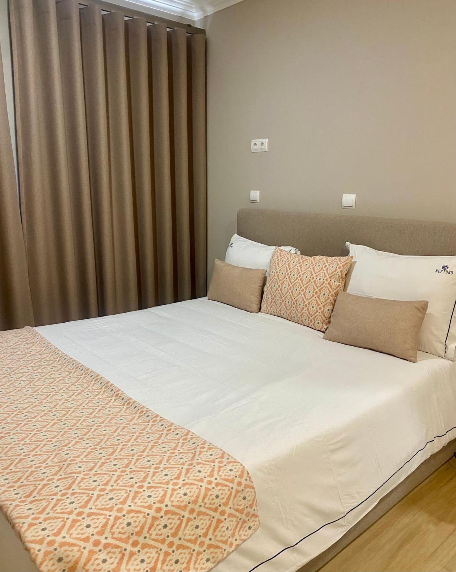 Neptuno Hotel 3*