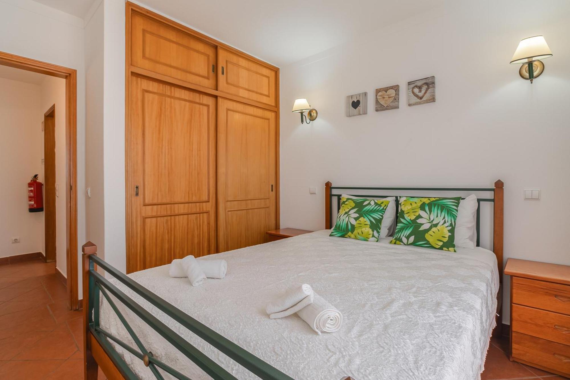 Seashell Henriques Ll Apartment *