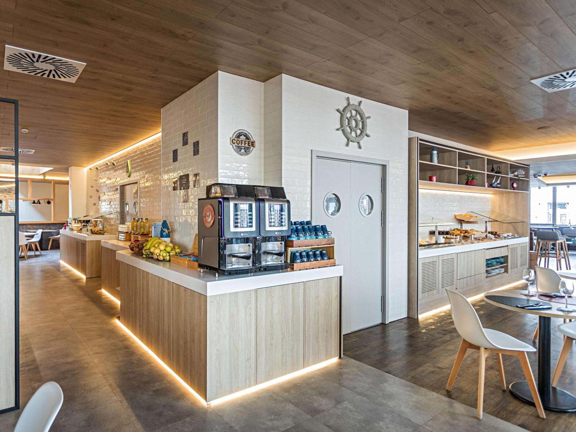 Ibis Styles Centro Liberdade Ne