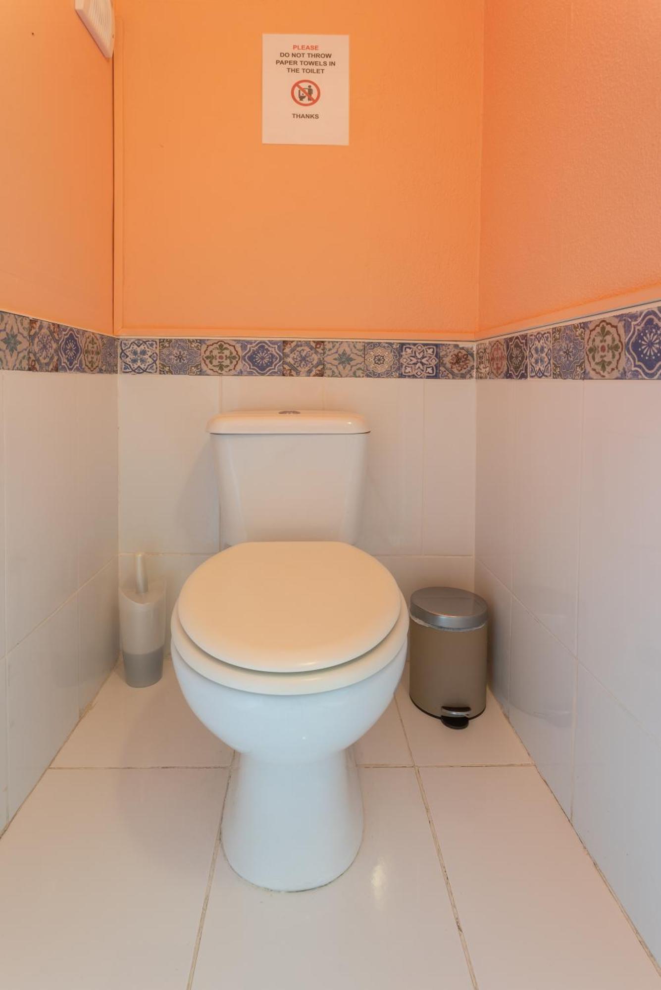 Guest house Al - Local Bicuar