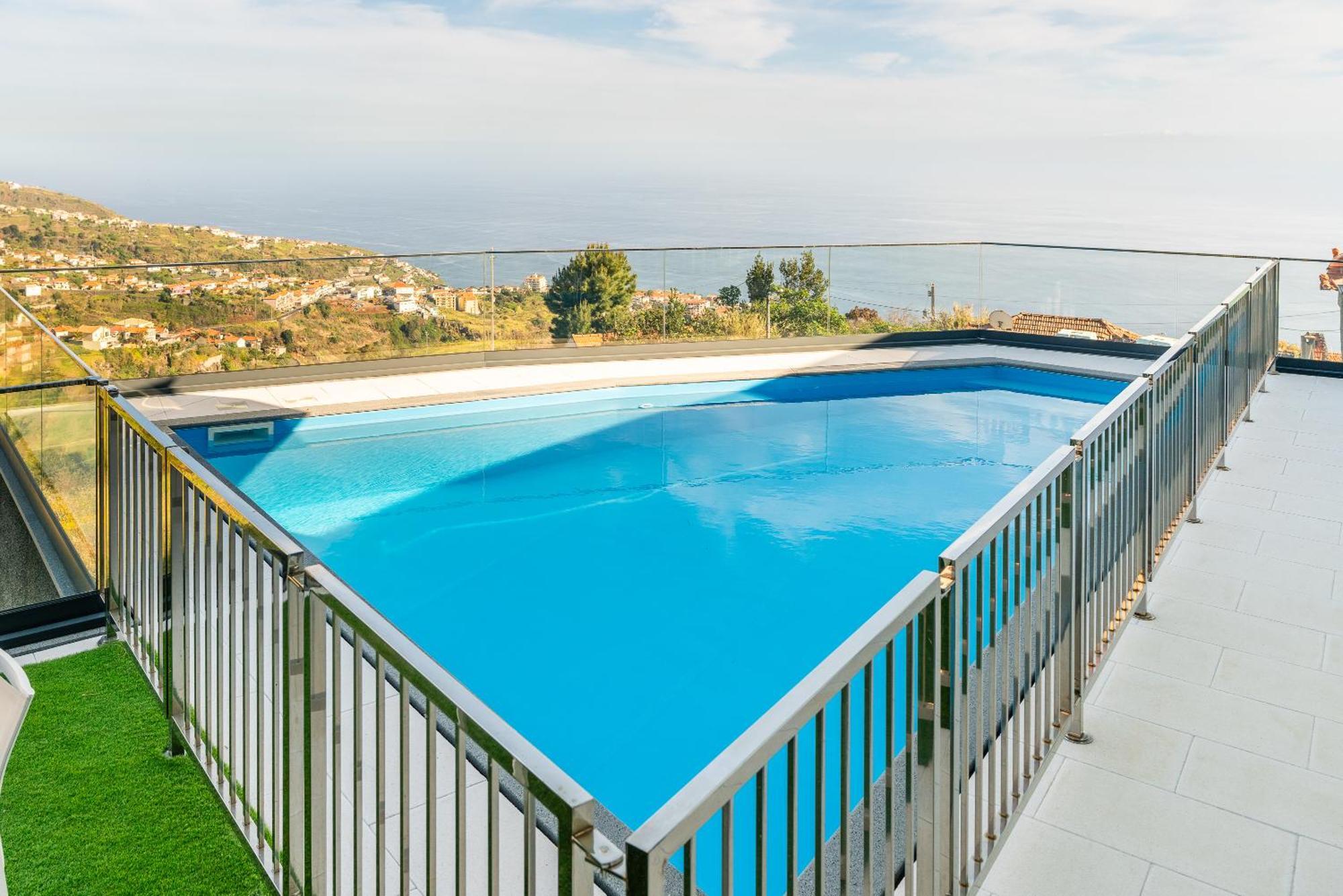 Vincents Place I Ocean View I Swimming Pool *