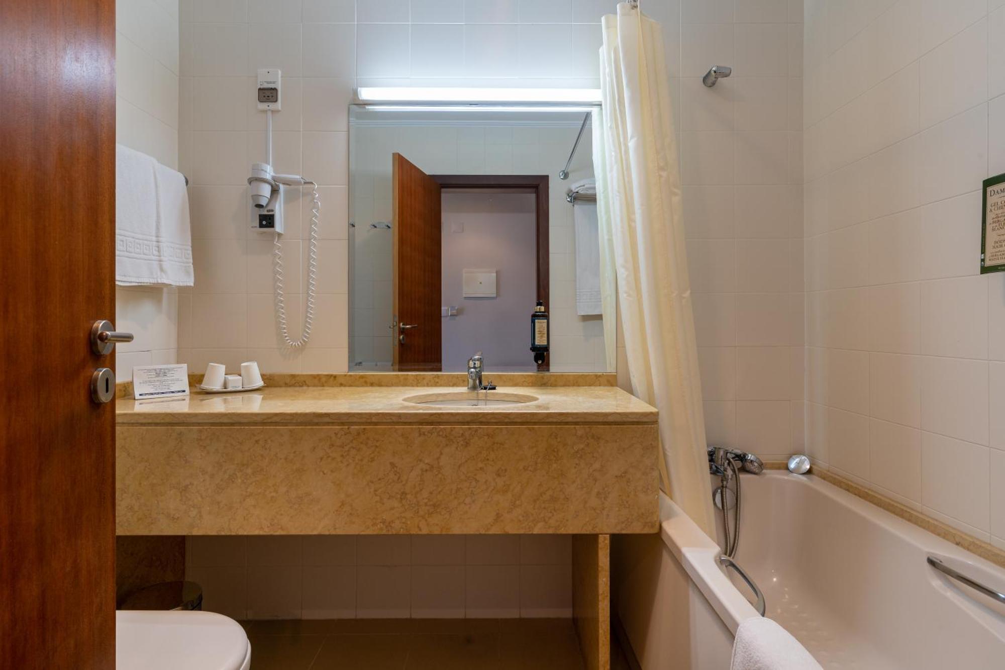 Park Nature & Business Hotel