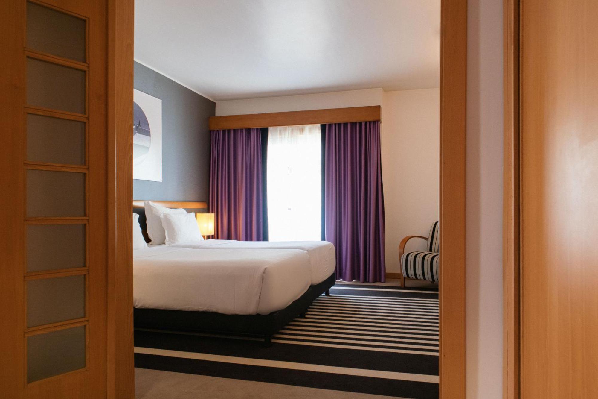 Sana Hotel 4*