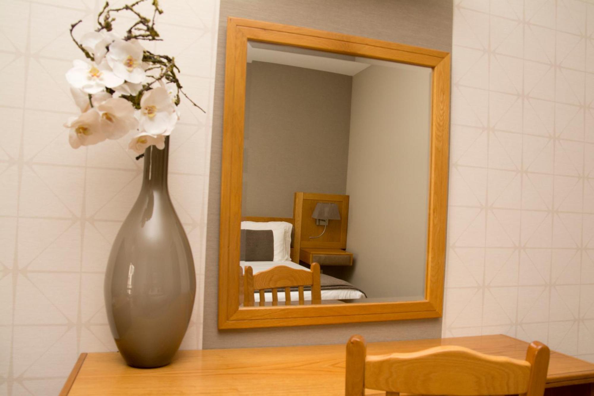 Hotel Rainha D. Amelia, Arts & Leisure 4*