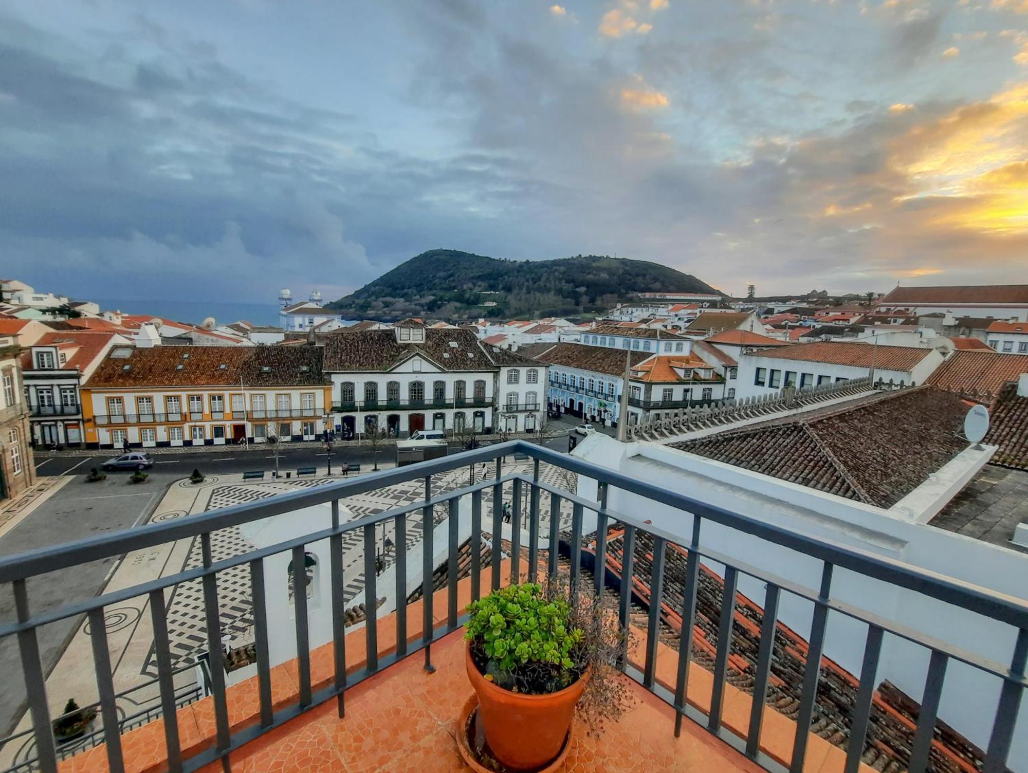 Hotel Azoris Angra Garden - Plaza Angra do Heroismo