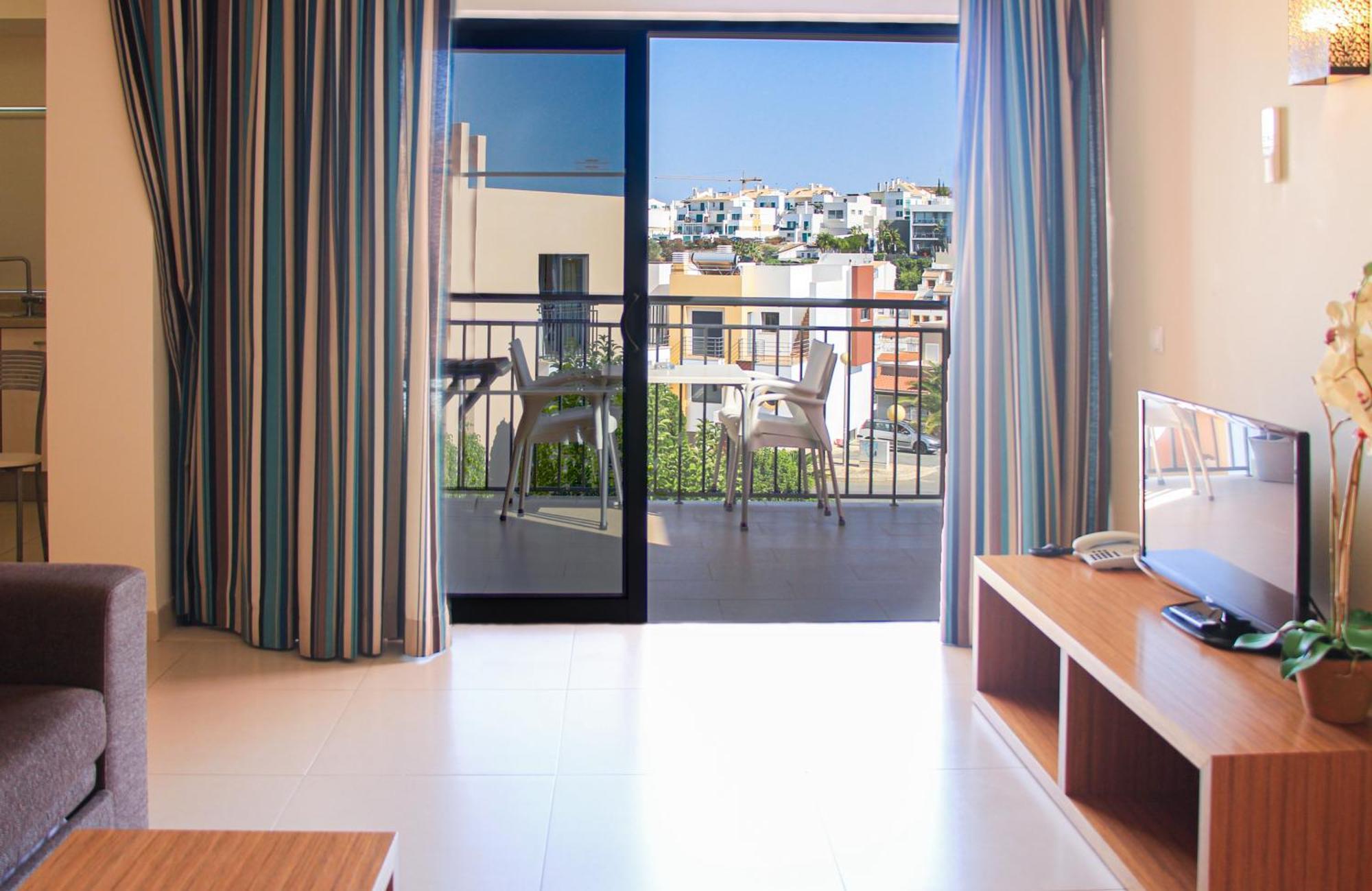 Vitors Village * Ferragudo (Faro)