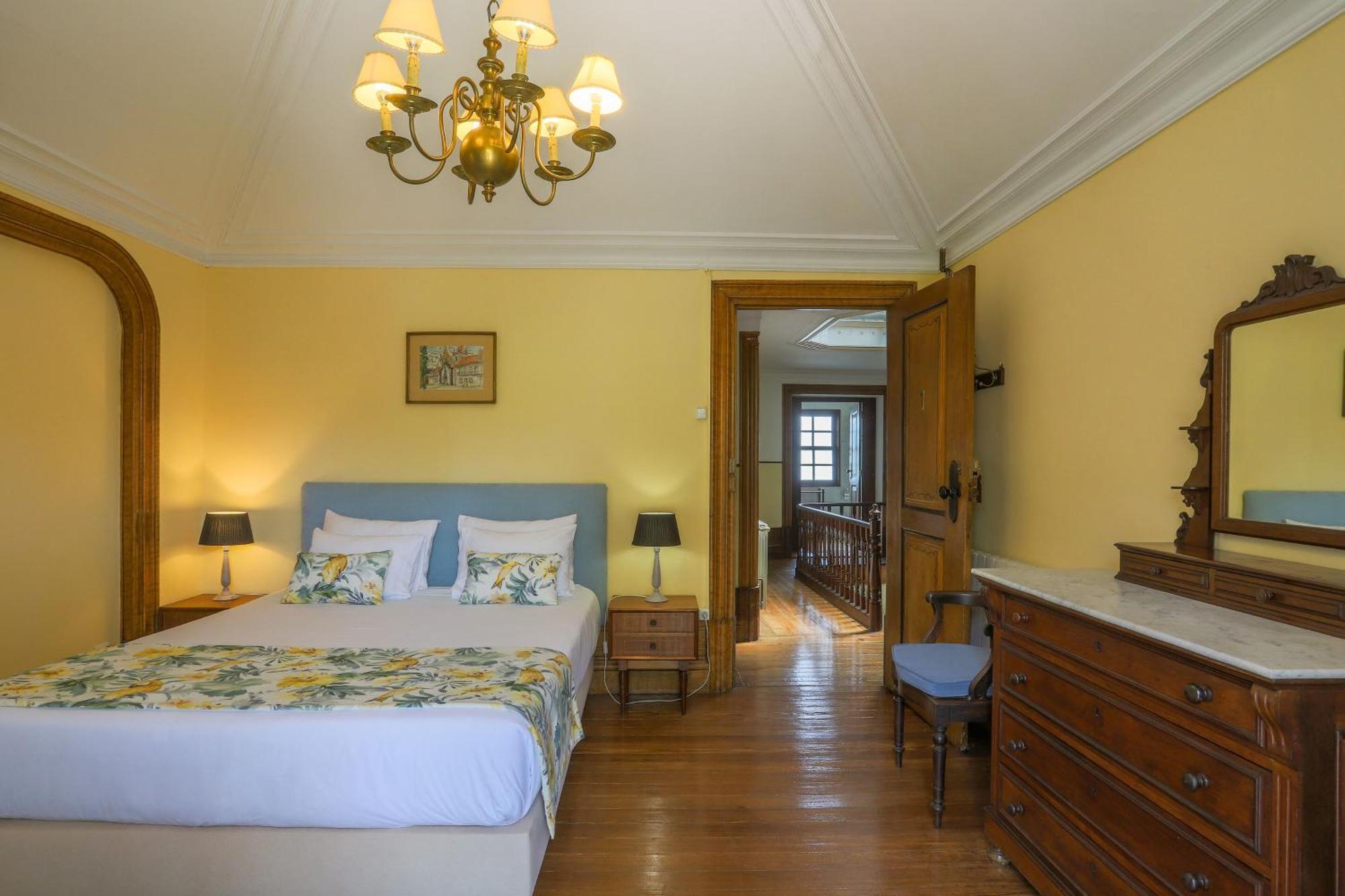 Outeiro Tuias - Manor House * Marco de Canaveses