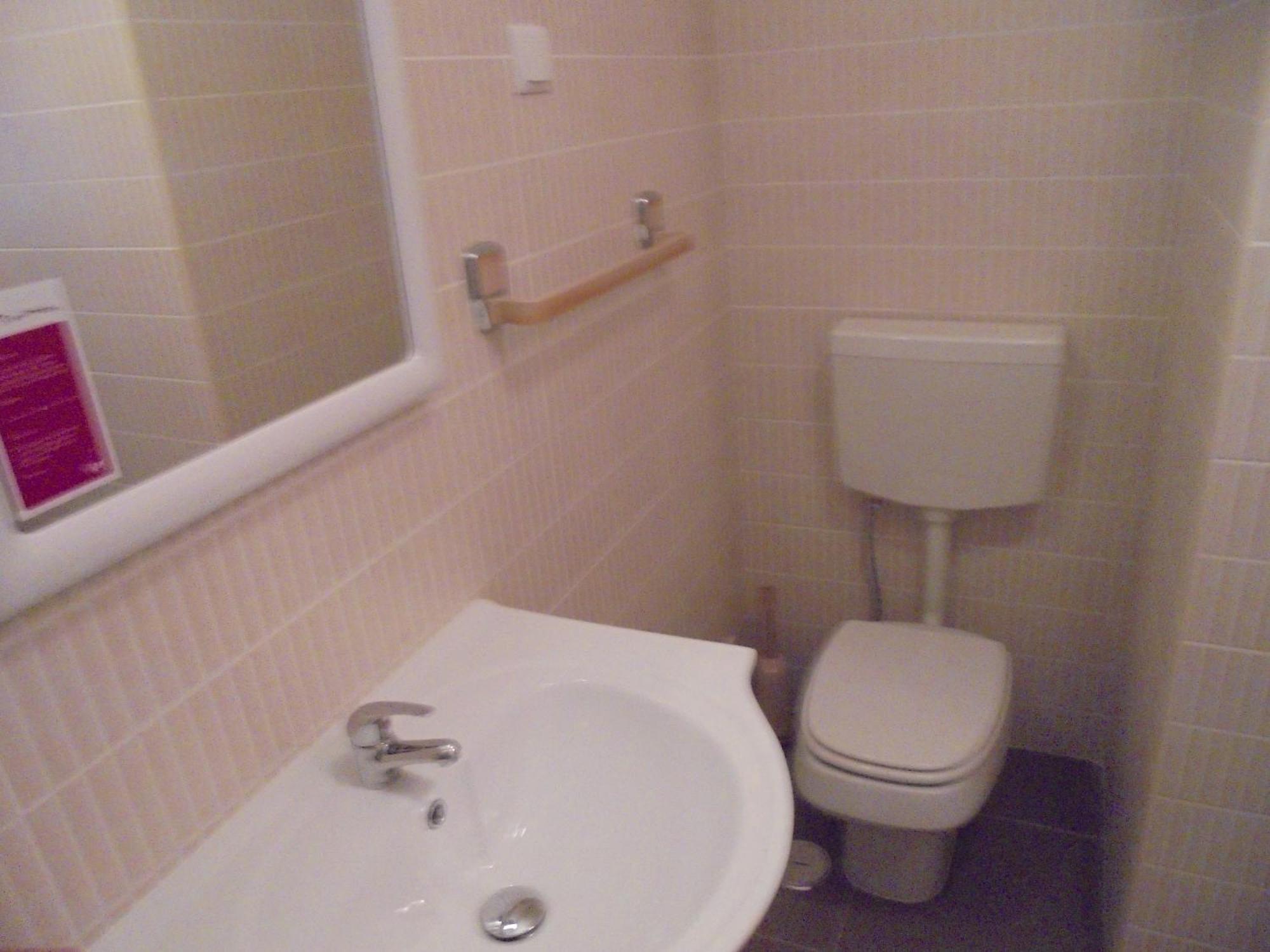 Center Guest House&hostel