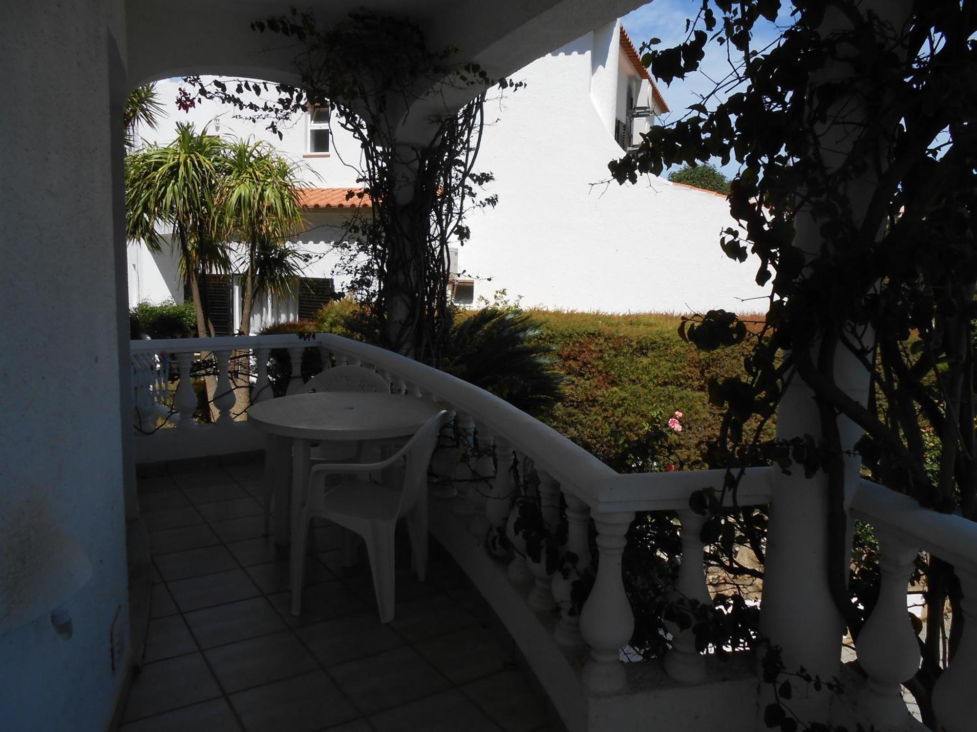 Dona Ana Garden 4*
