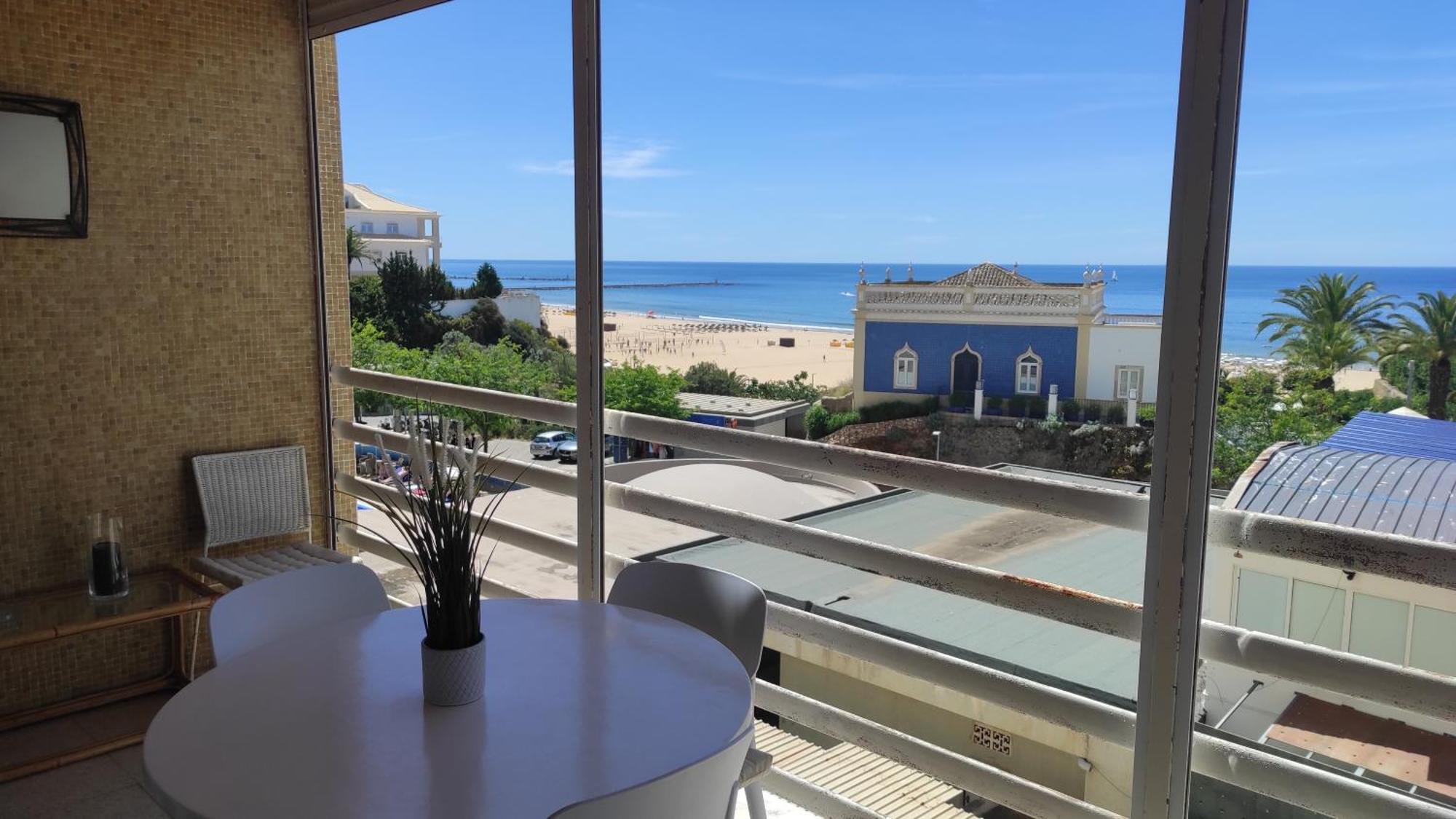 Miramar Apartment *