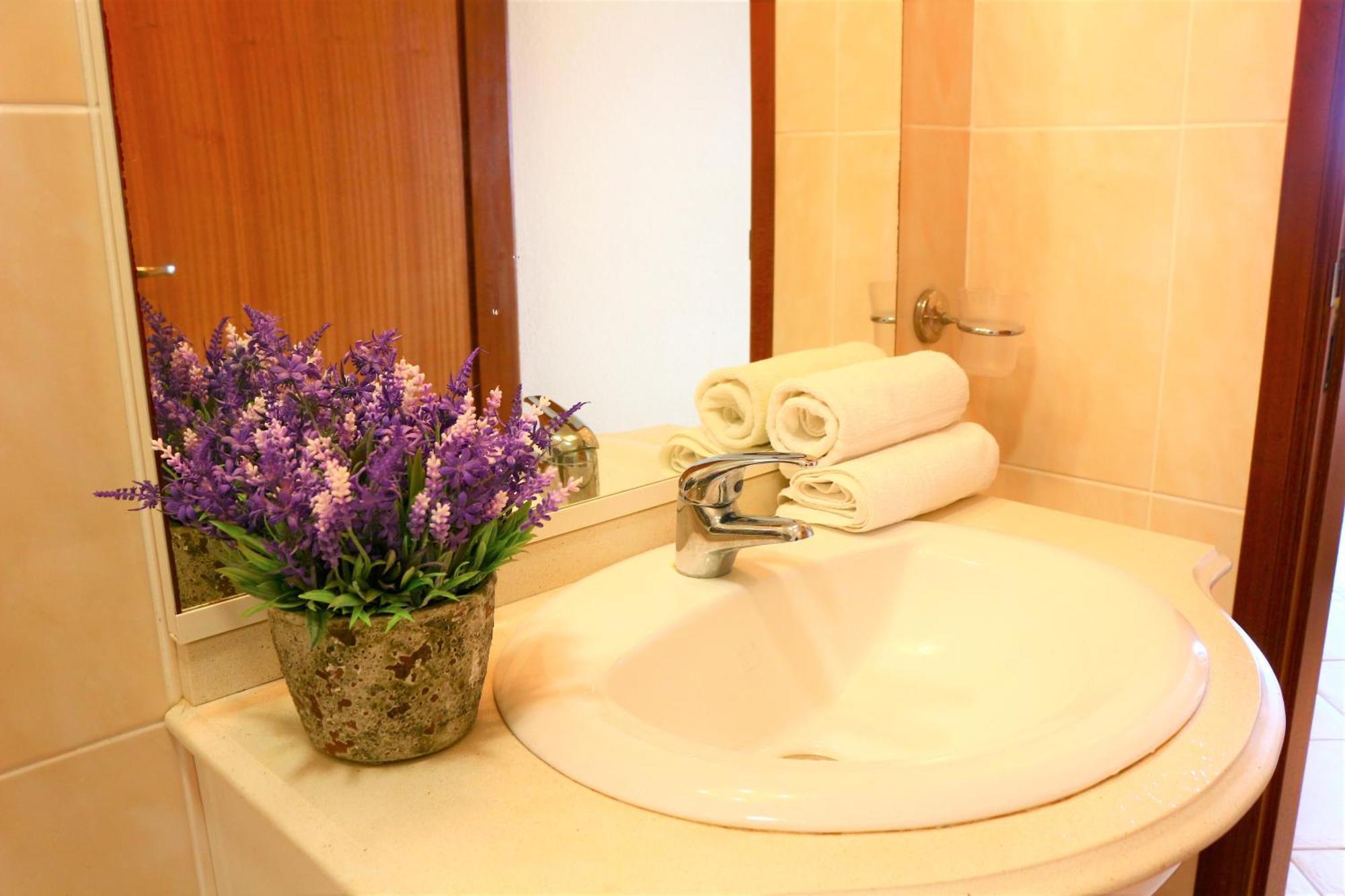Guest house Villa Amore Accommodation Paul do Mar (Madeira)