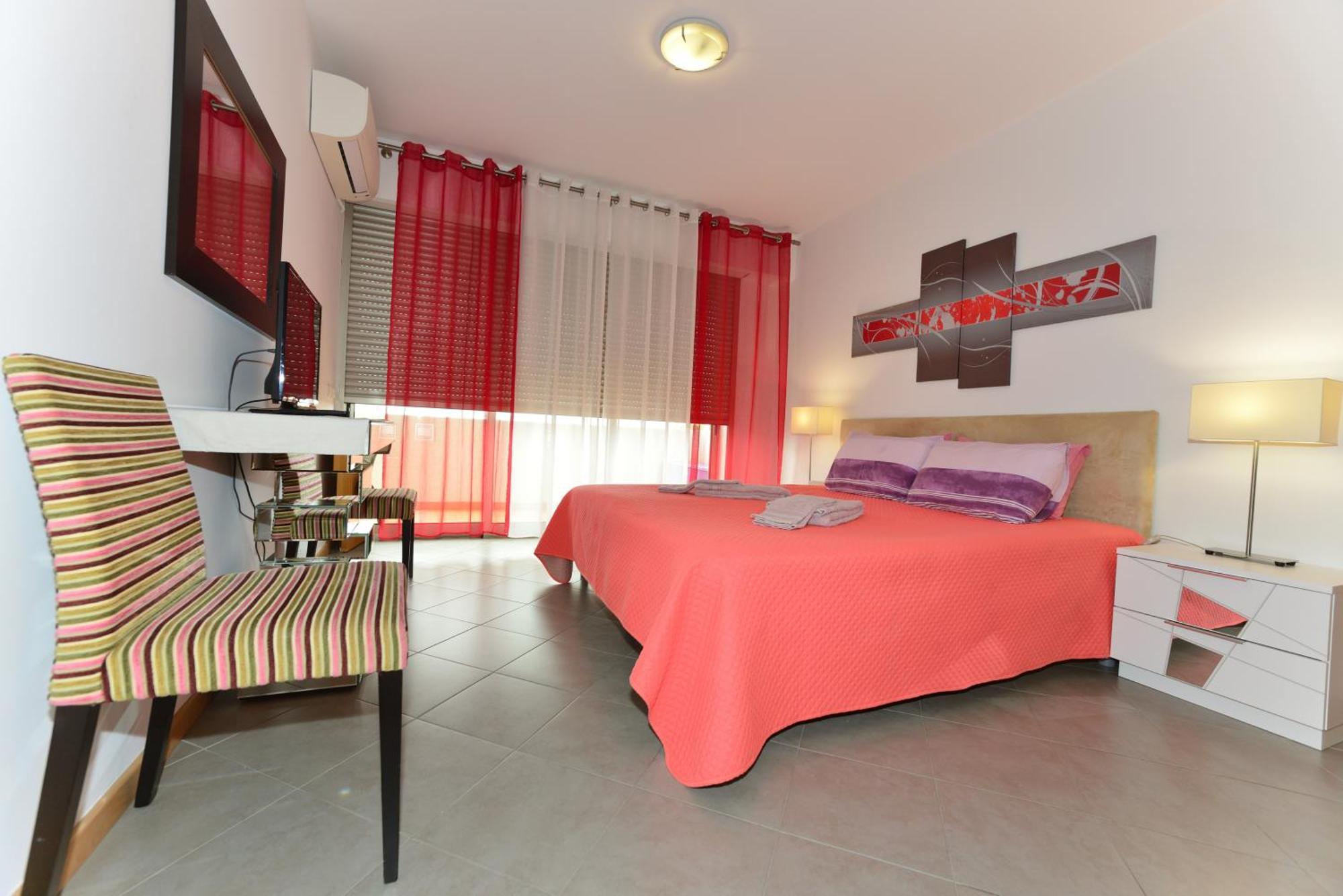 Ruby Red & Atlantic Blue Apartments In Oceano Atlantico Portimao
