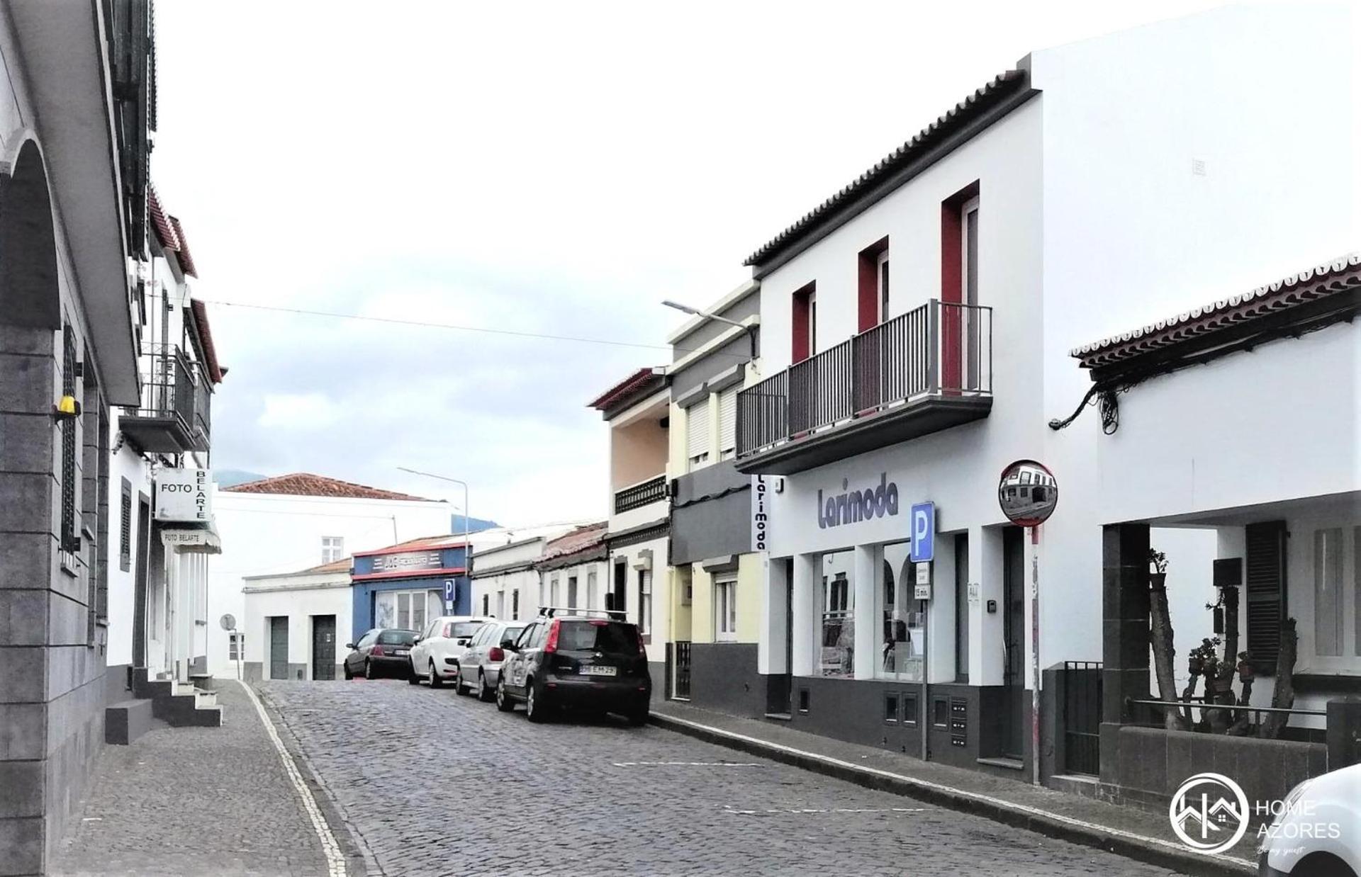 Azores - Lagoa's Place * Lagoa (Azores)