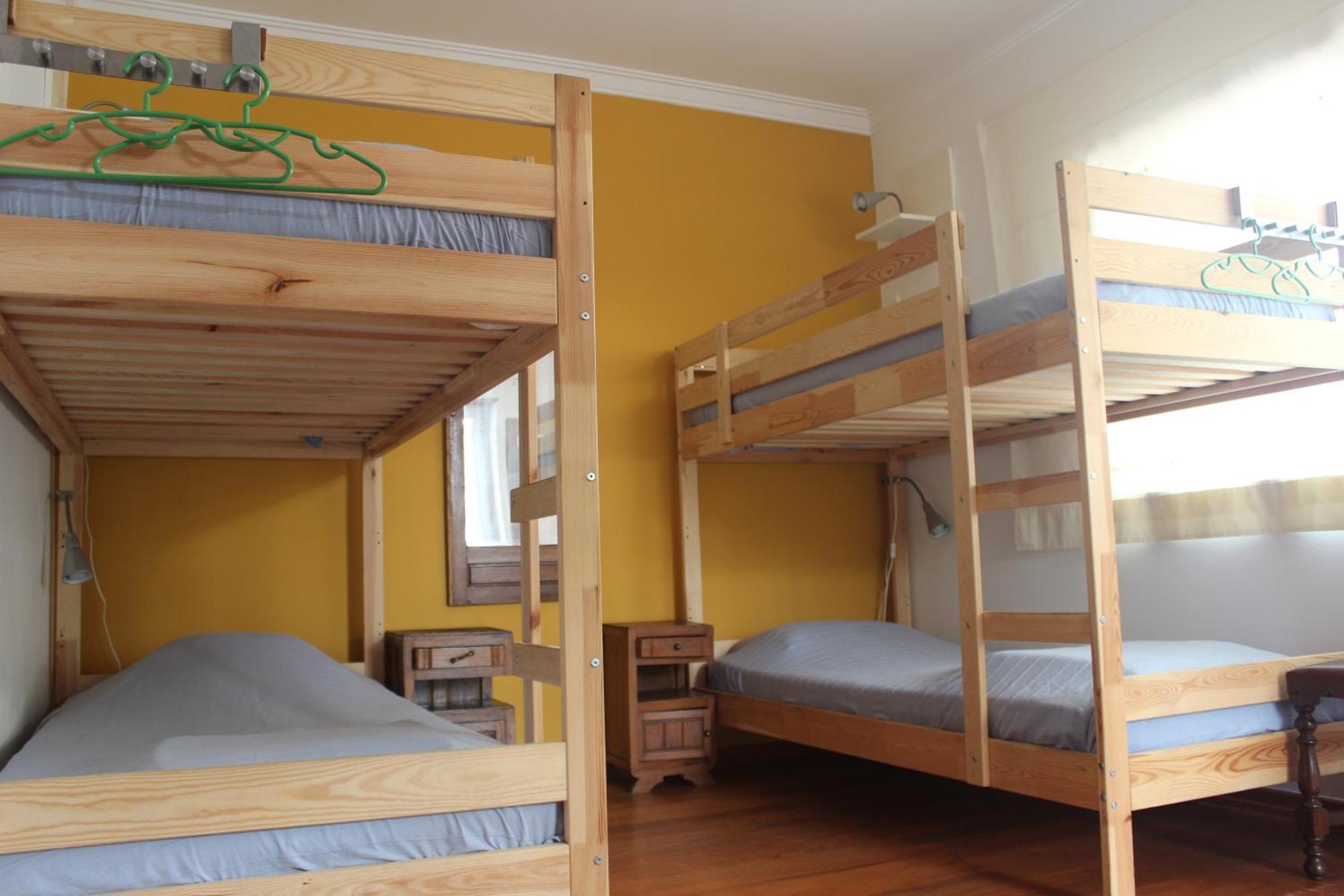 Chill Hill & Private Hostal *