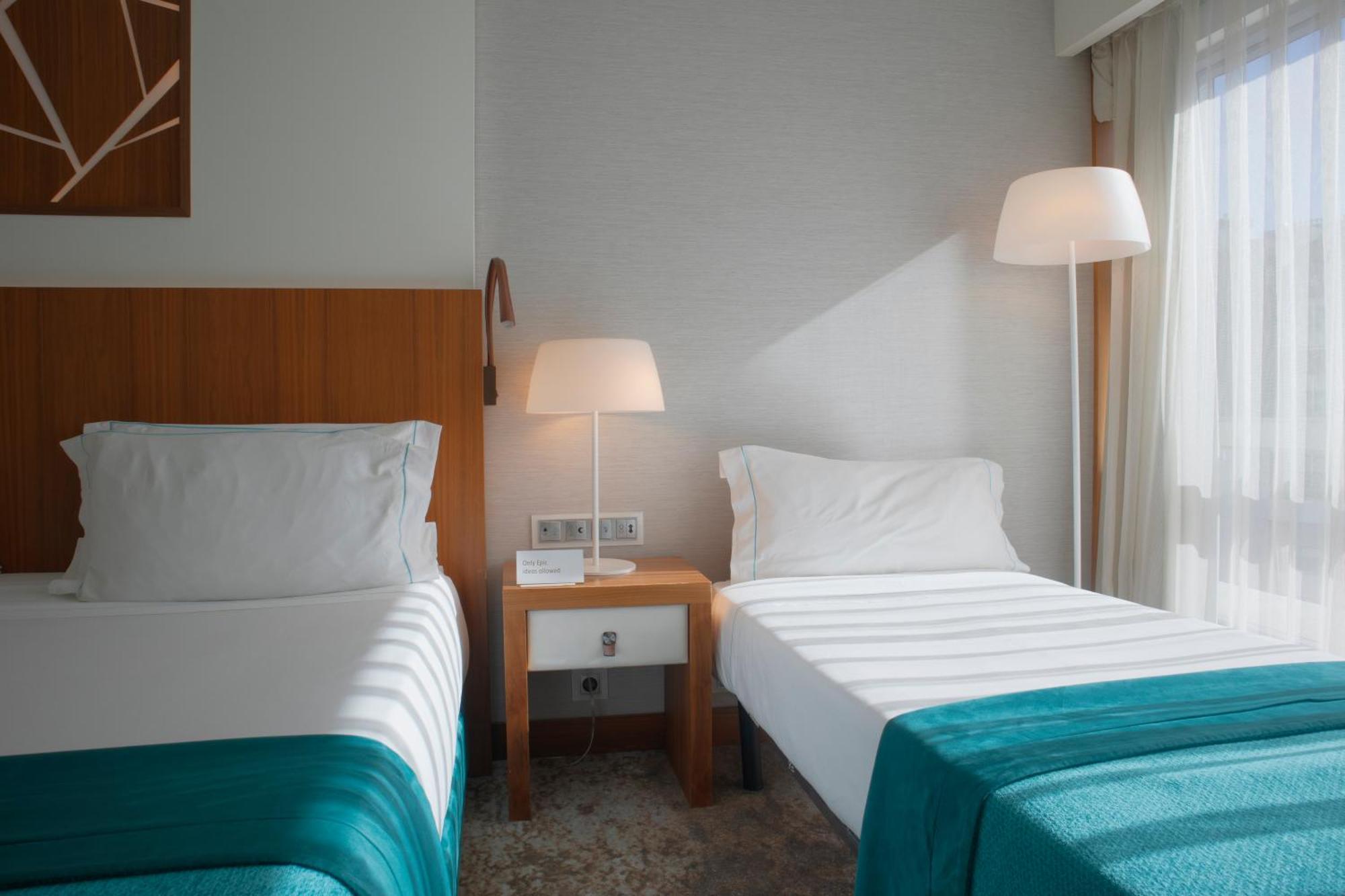 Epic Sana Hotel 5*