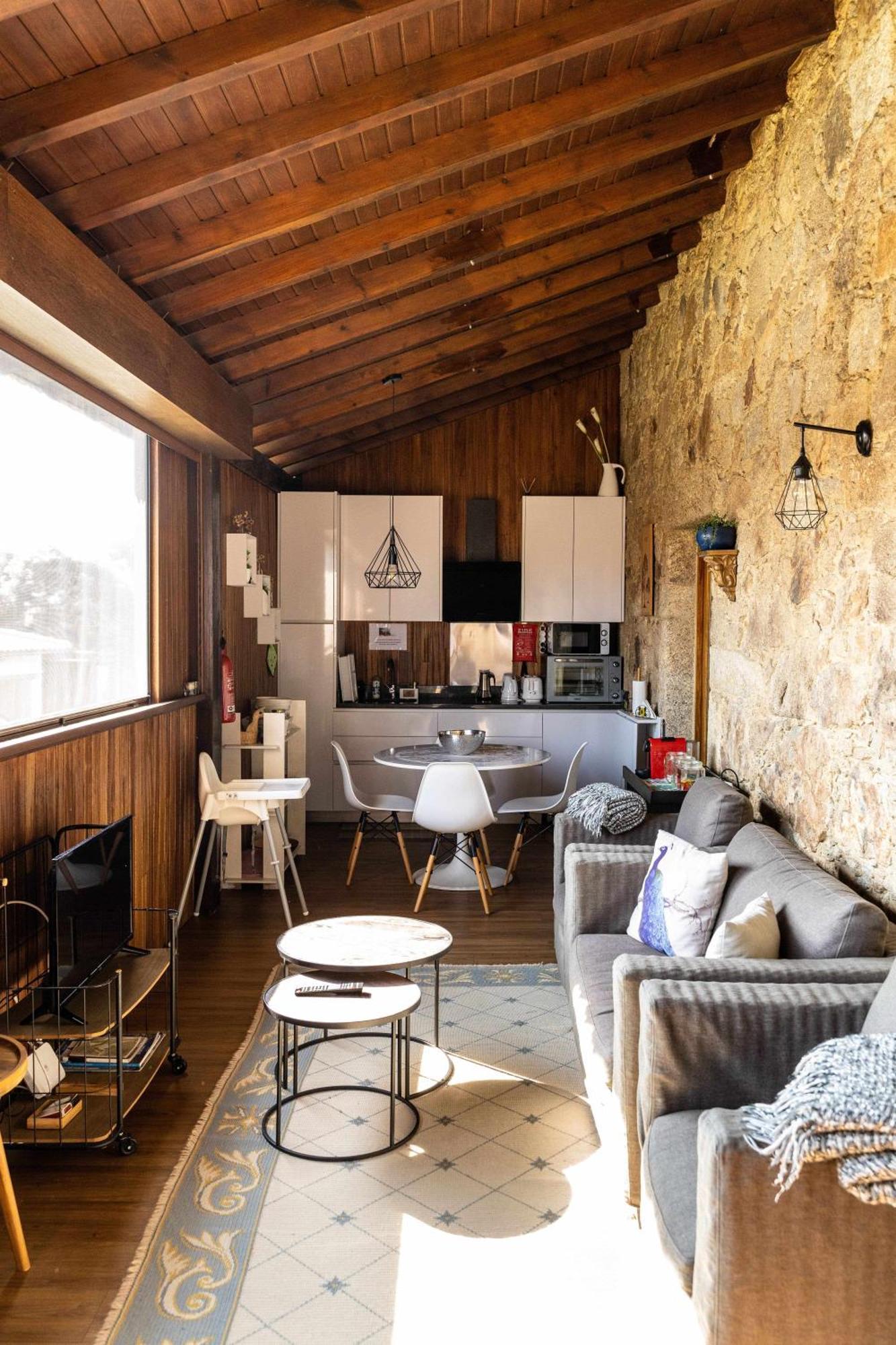Casas Casal Do Carvalhal - *