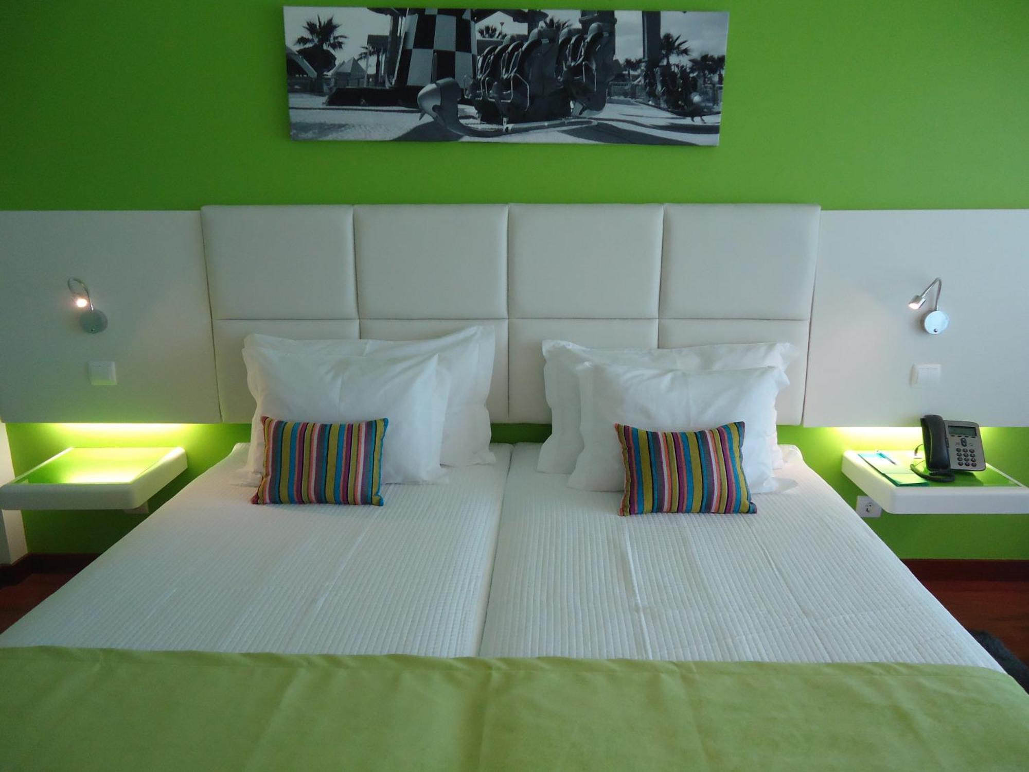 Aquashow Park Hotel 4*