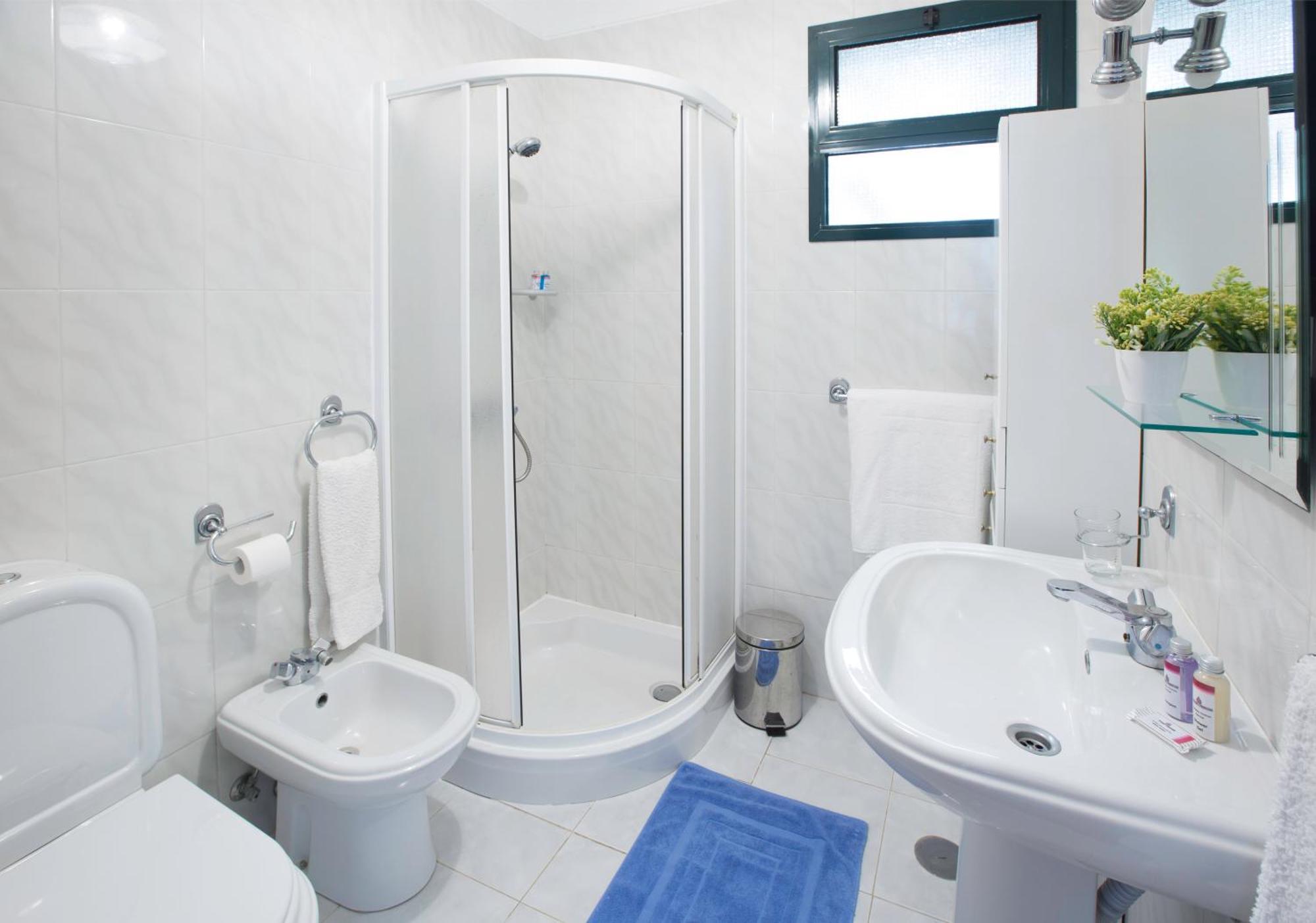 Charming In Funchal - Sao Goncalo Funchal (Madeira)