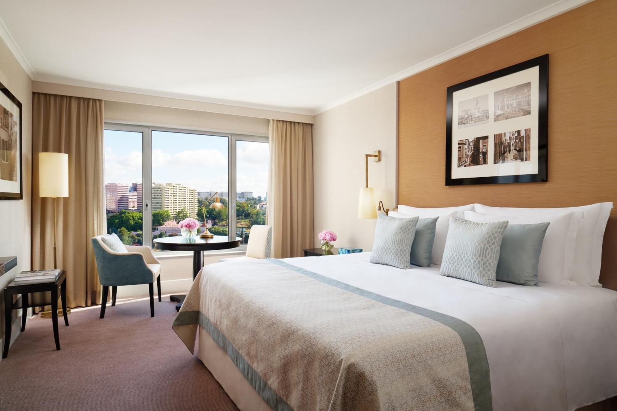 Corinthia 5*