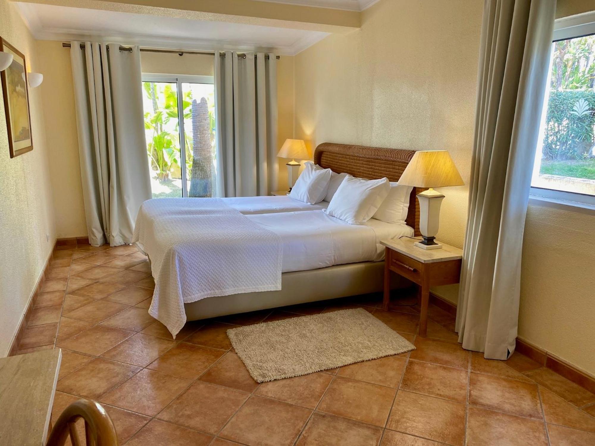 Villa Vale Do Garrao