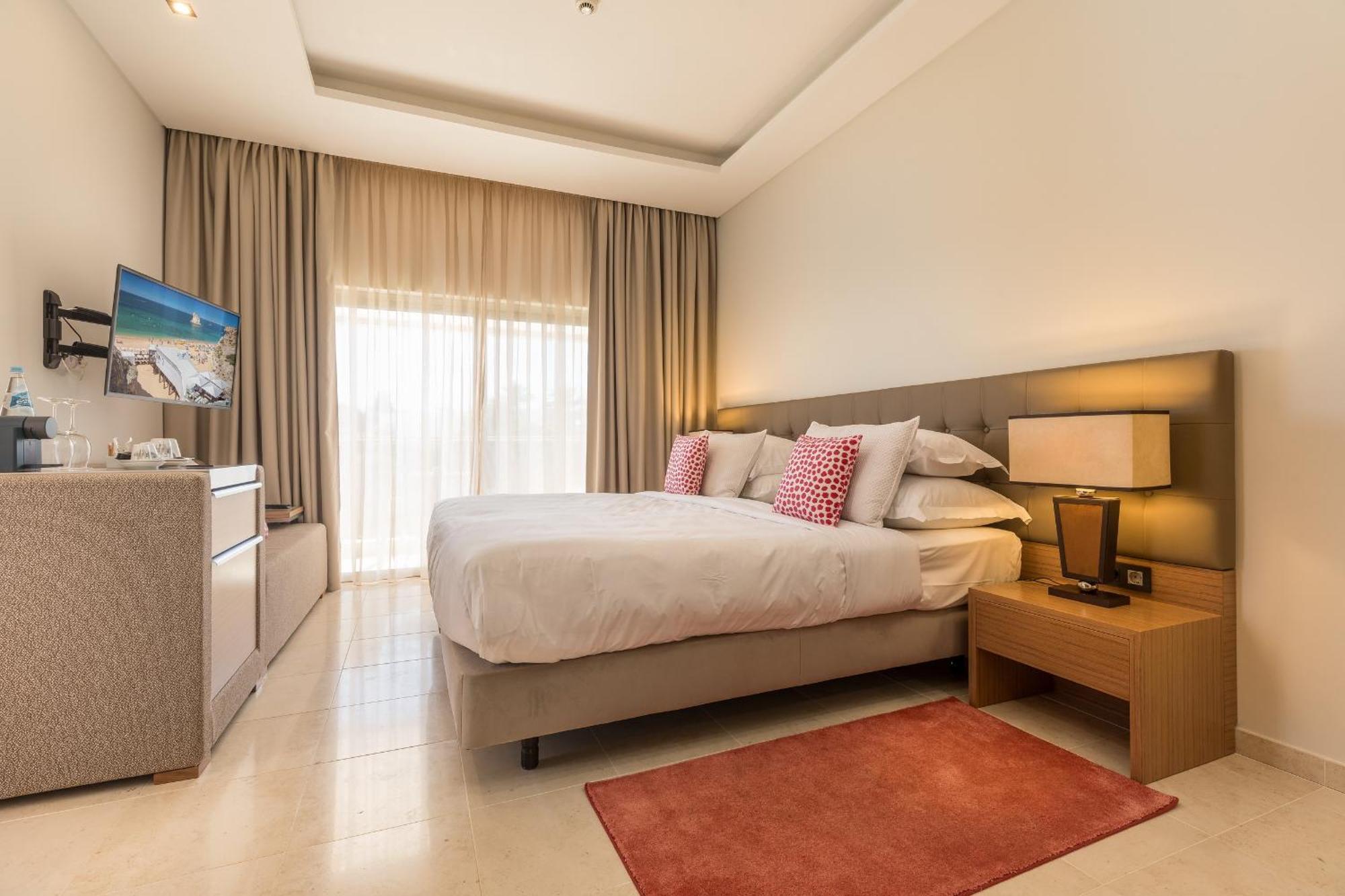 Caneiros Luxury House & 4*