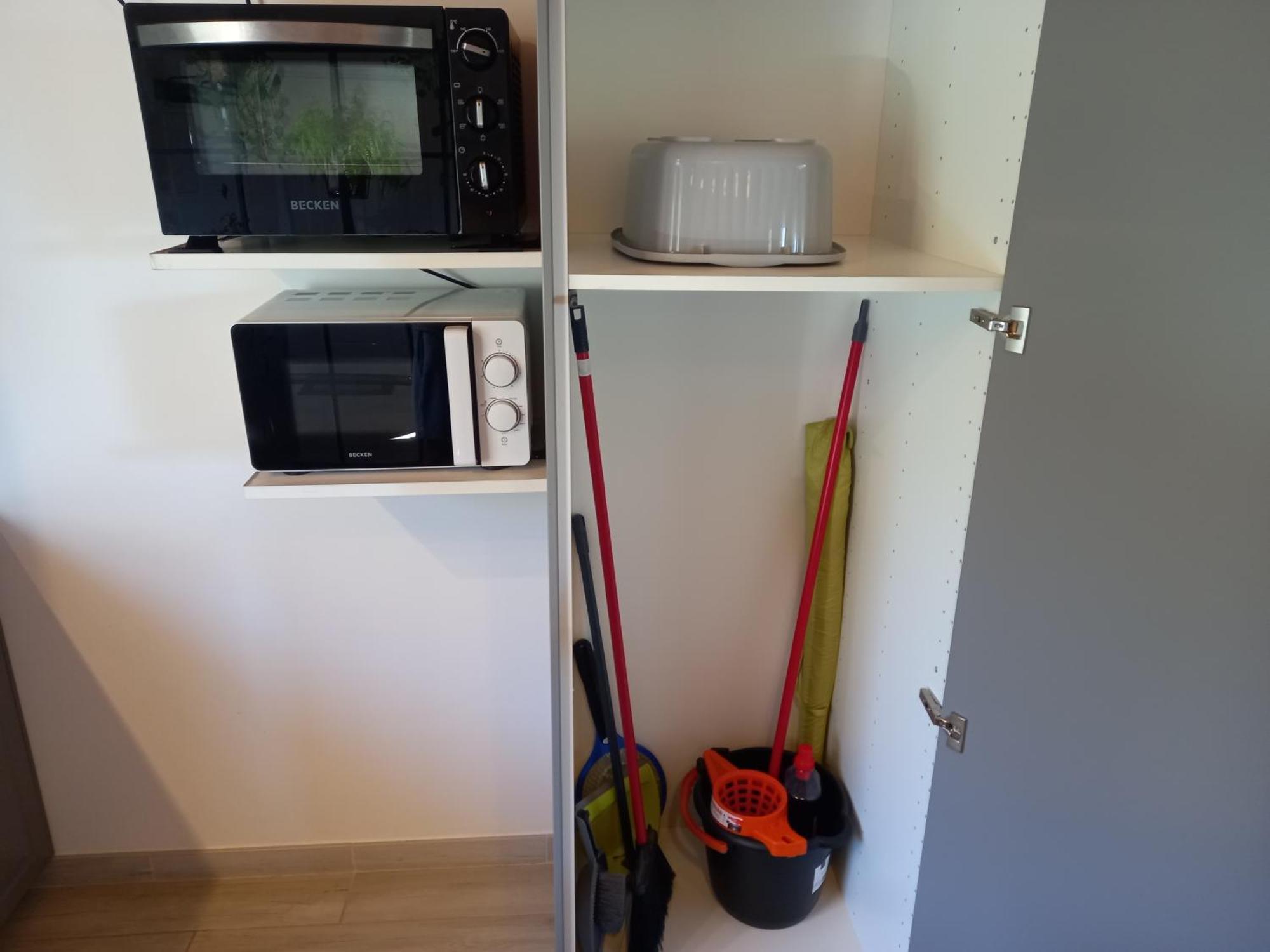 Apartment Belch1952