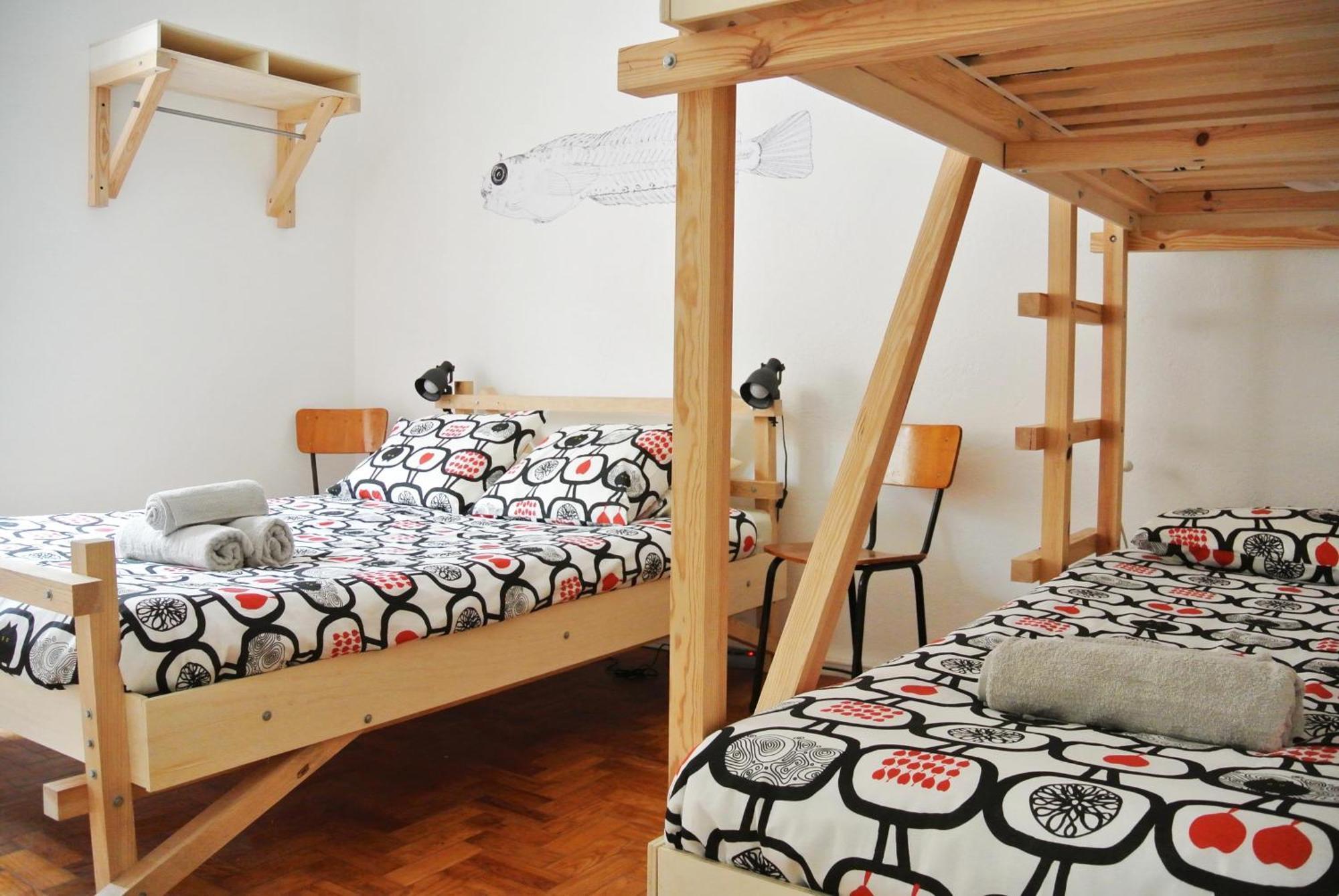 Hostel - & Dorms