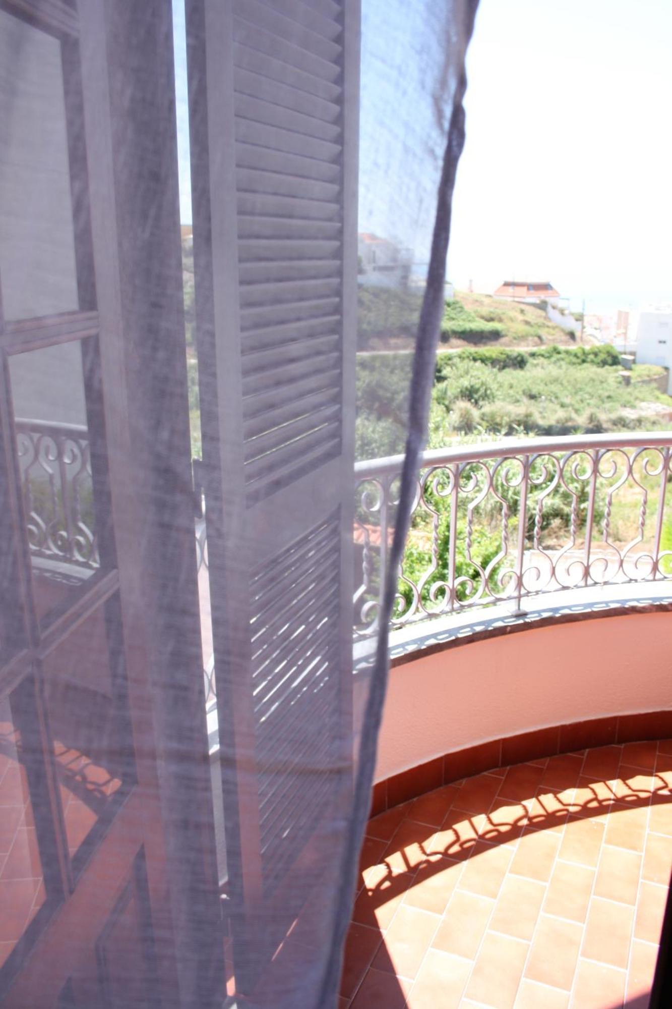 Chill Hill & Private - Peach Garden Hostel *