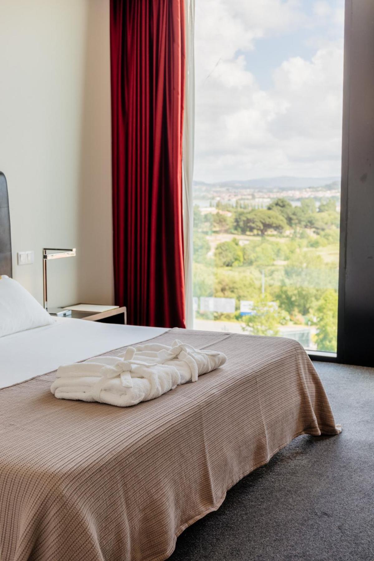 Hotel Axis Viana Business &