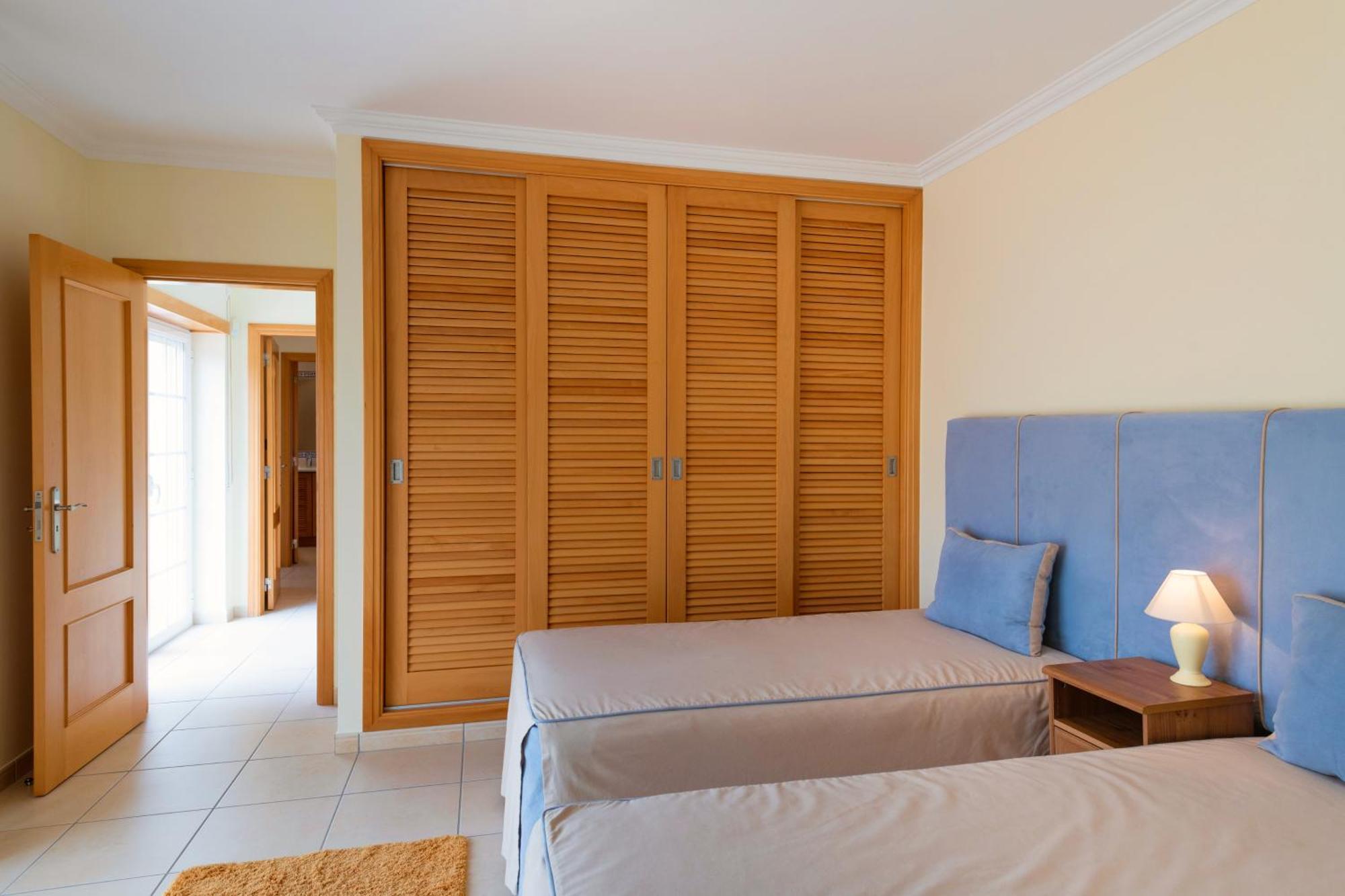 The Village - D'el Rey Golf &
