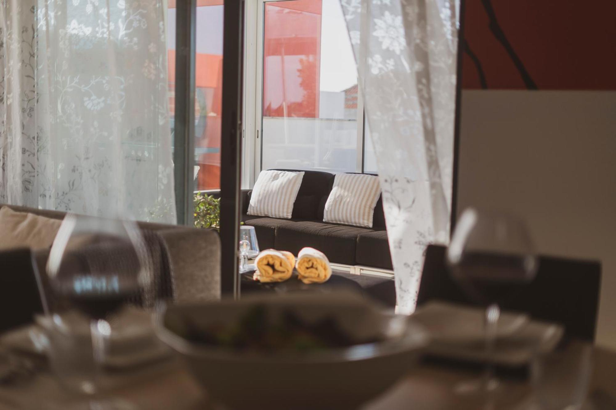 Bica, Luxury Heated Penthouses With Jacuzzi And Large Terrace In *