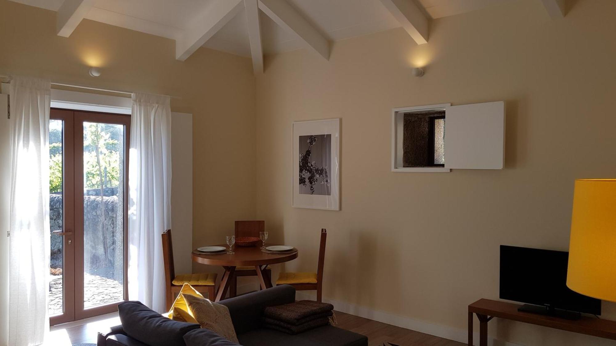 Farm stay Casas Do Monte De Roques *
