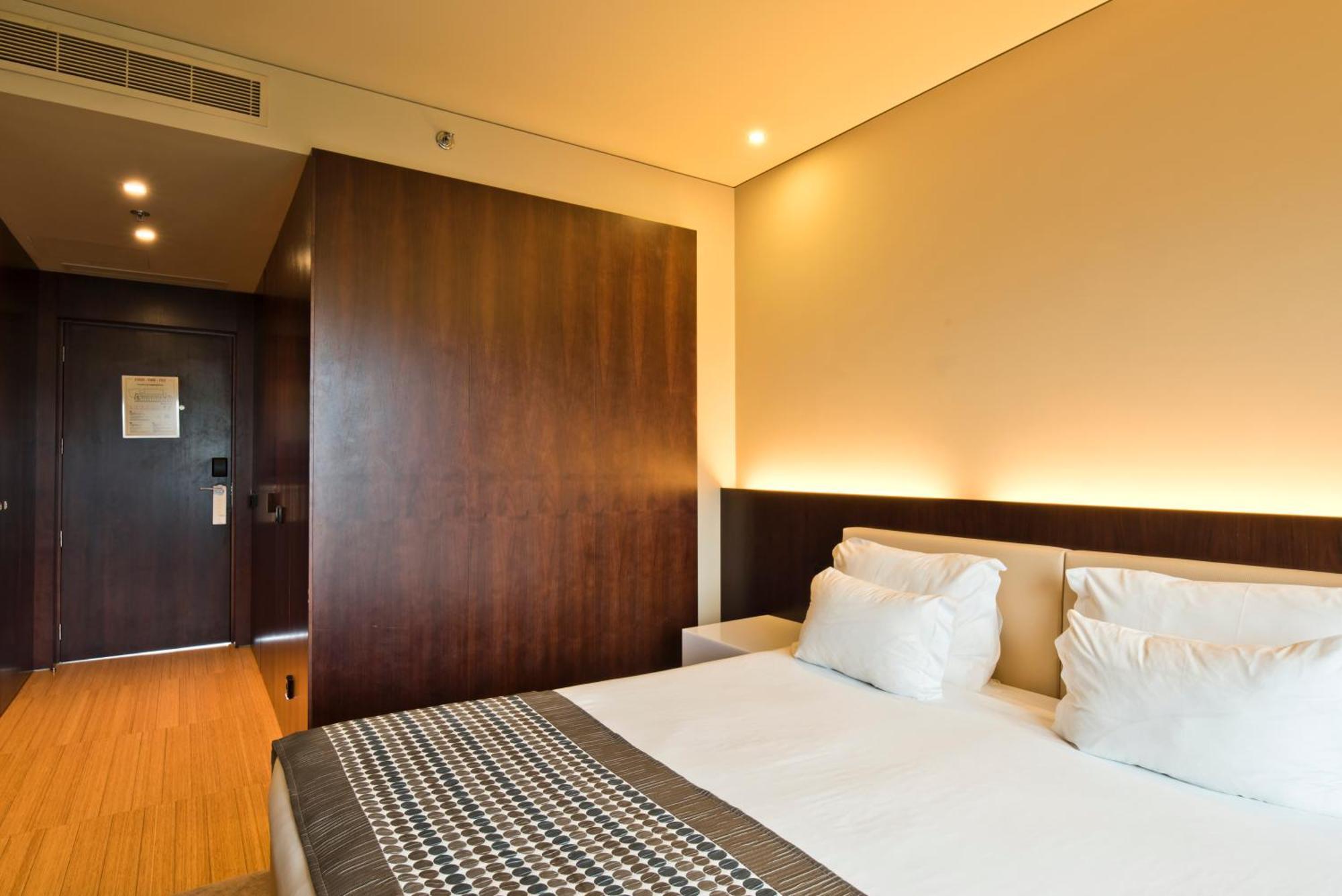 Golden Tulip