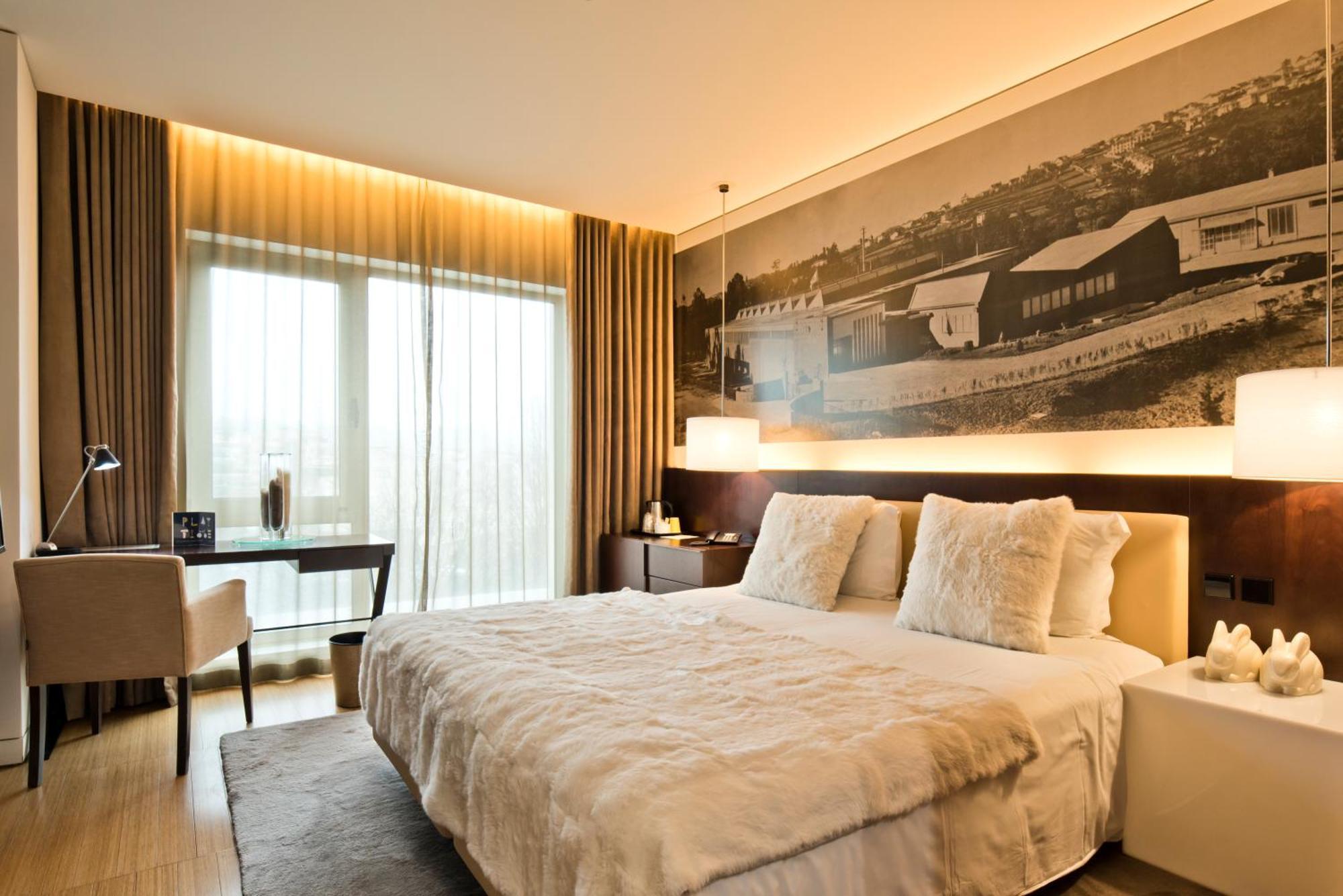 Golden Tulip Hotel
