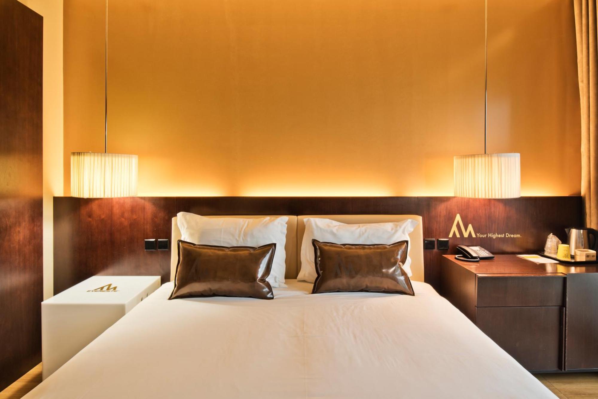 Golden Tulip 4* São João da Madeira