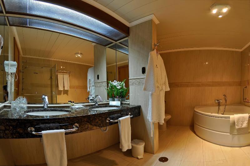 Talisman 4* Ponta Delgada (Sao Miguel)