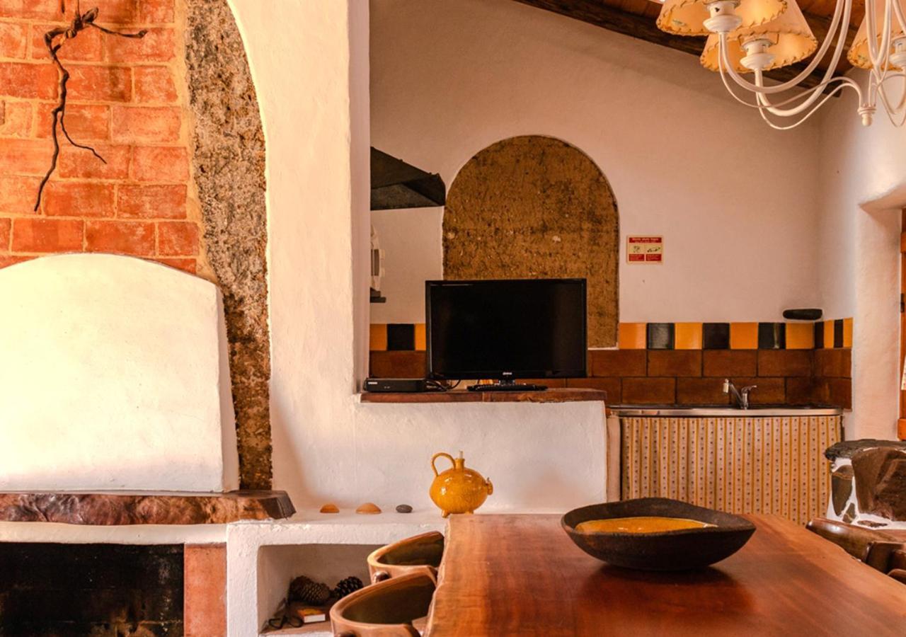 Cerro Da Fontinha Country house *