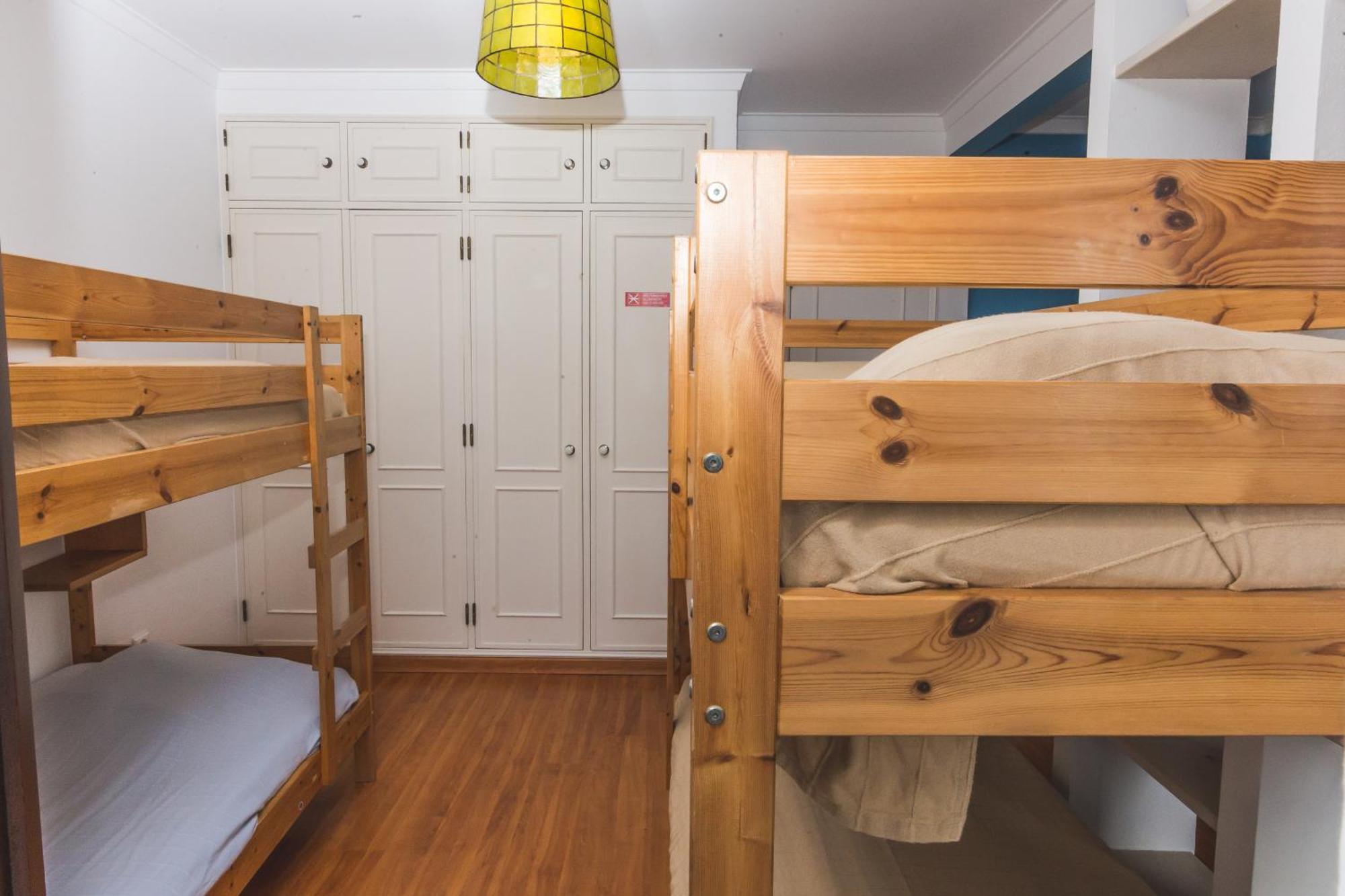 Chill Hill Hostel&private - Peach Garden Ericeira